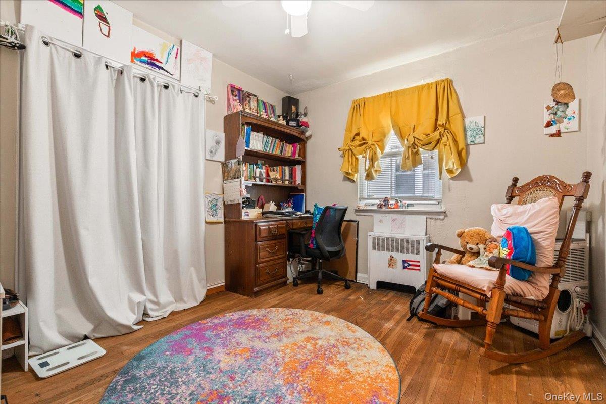 2761 Hering Avenue, Bronx, NY 10469