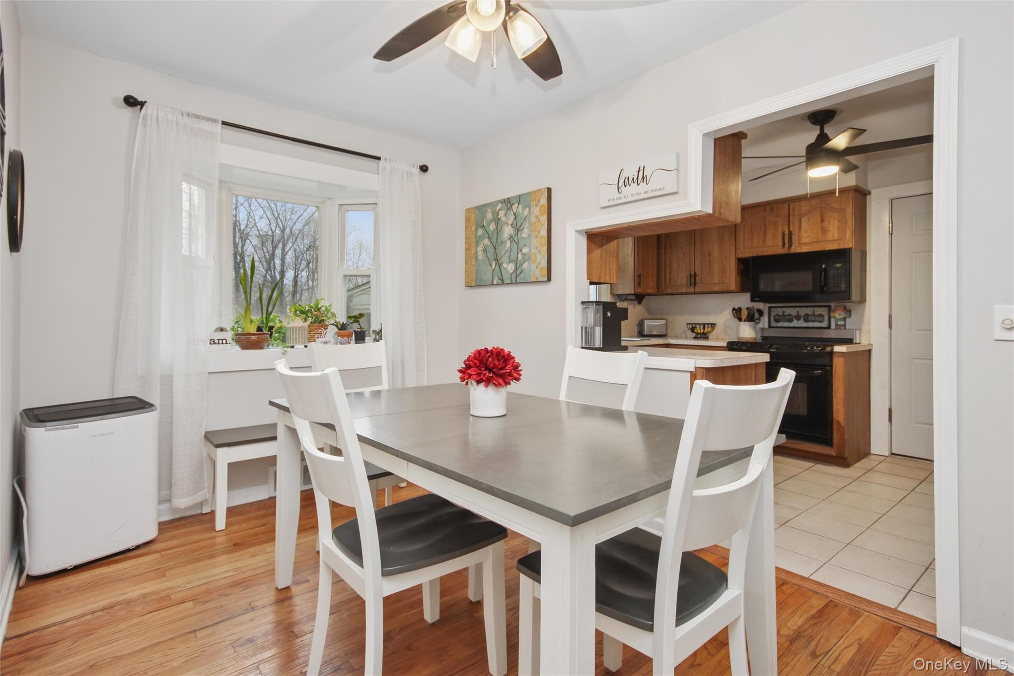 22 Wendover Drive, Poughkeepsie, NY 12601