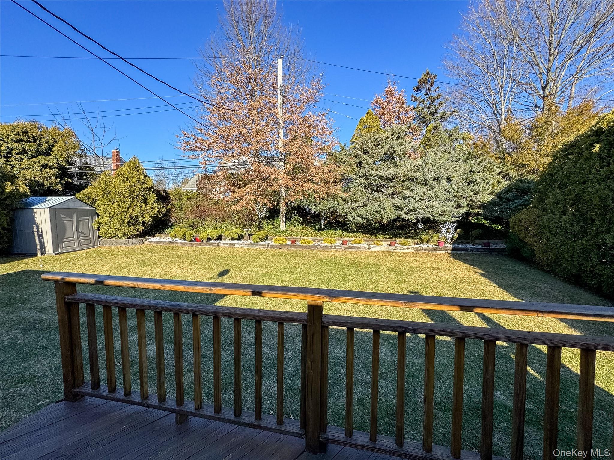 28 Garden Circle, Syosset, NY 11791