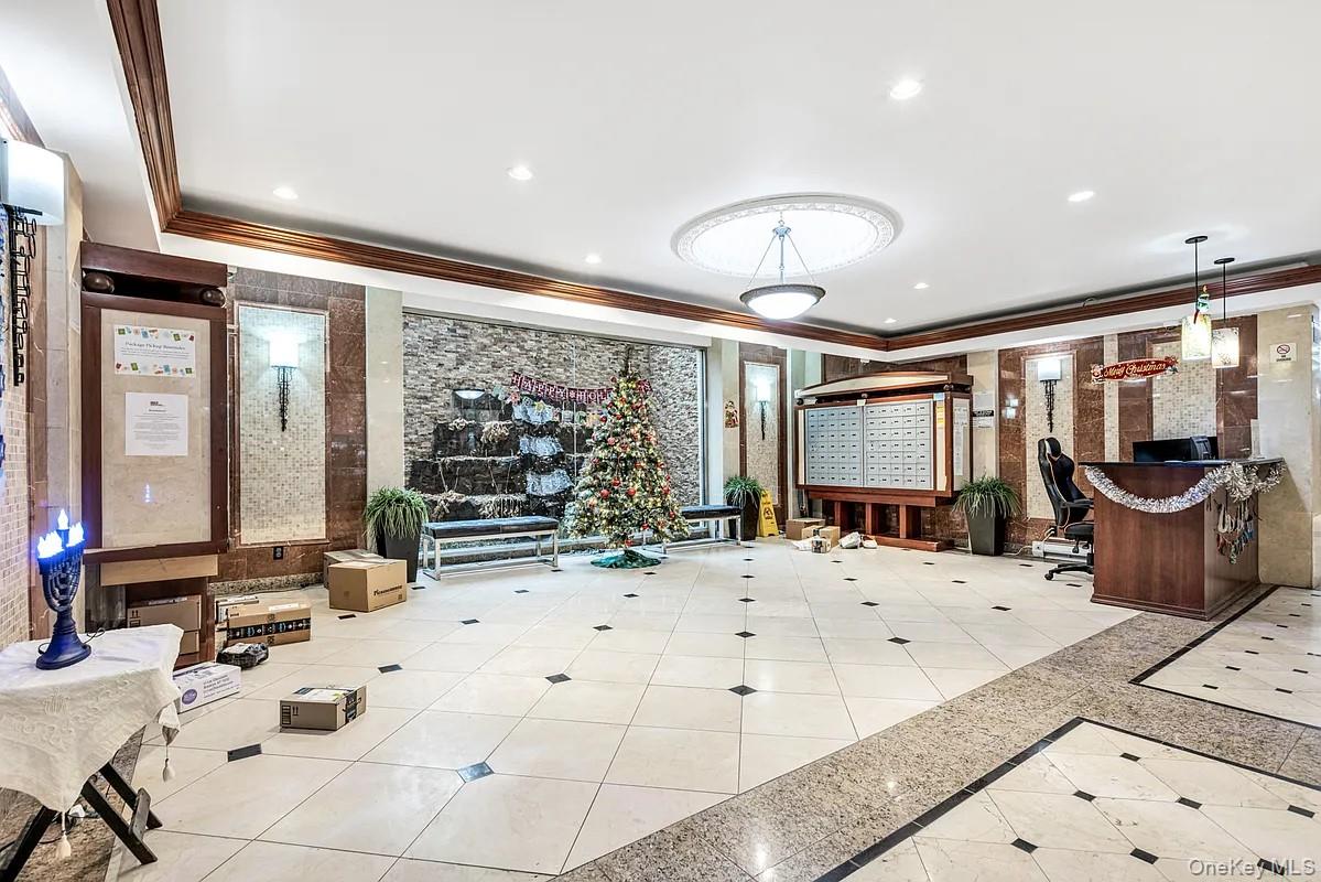 2 W End Avenue # 5N, Brooklyn, NY 11235