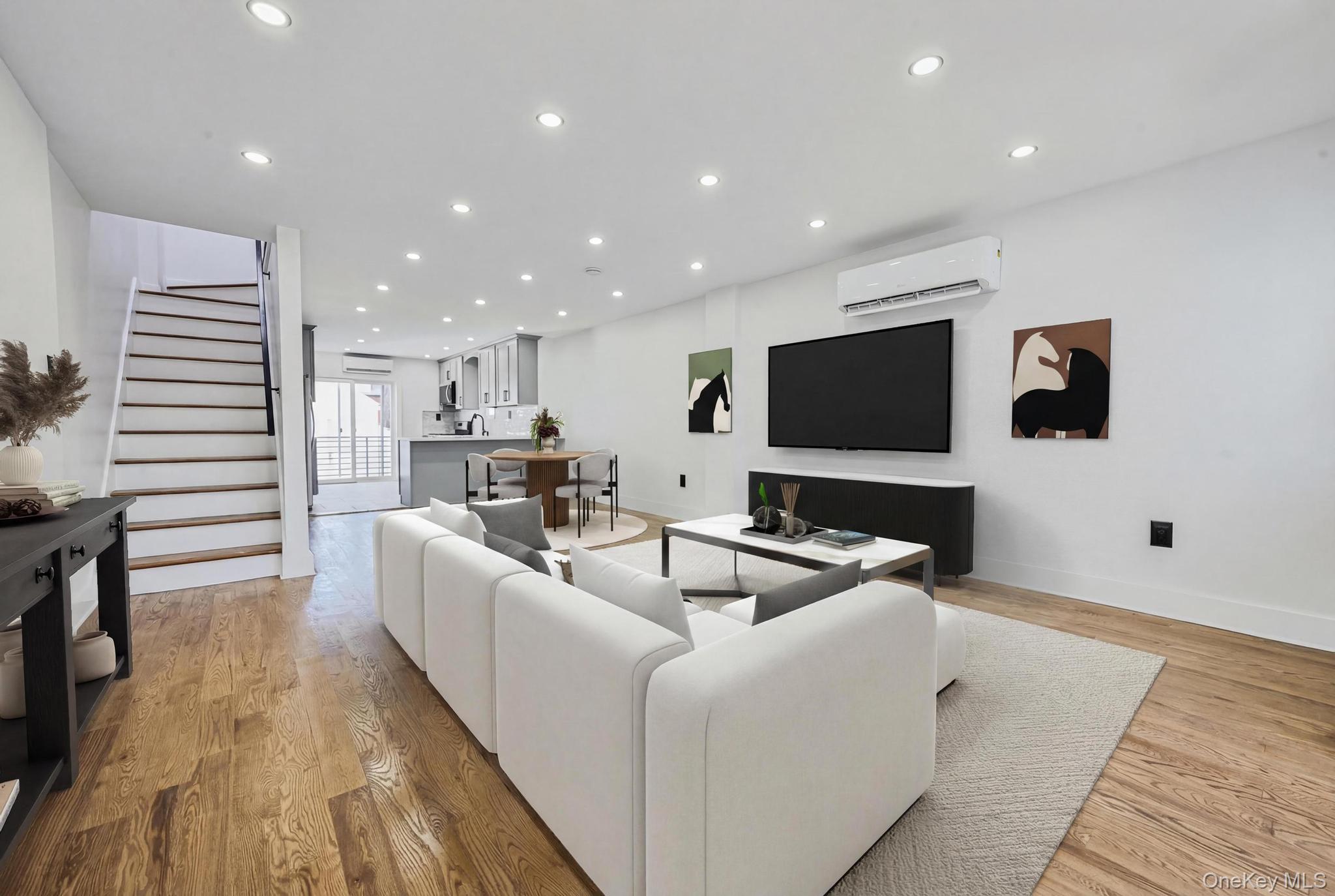 92-43 76th Street, Woodhaven, NY 11421