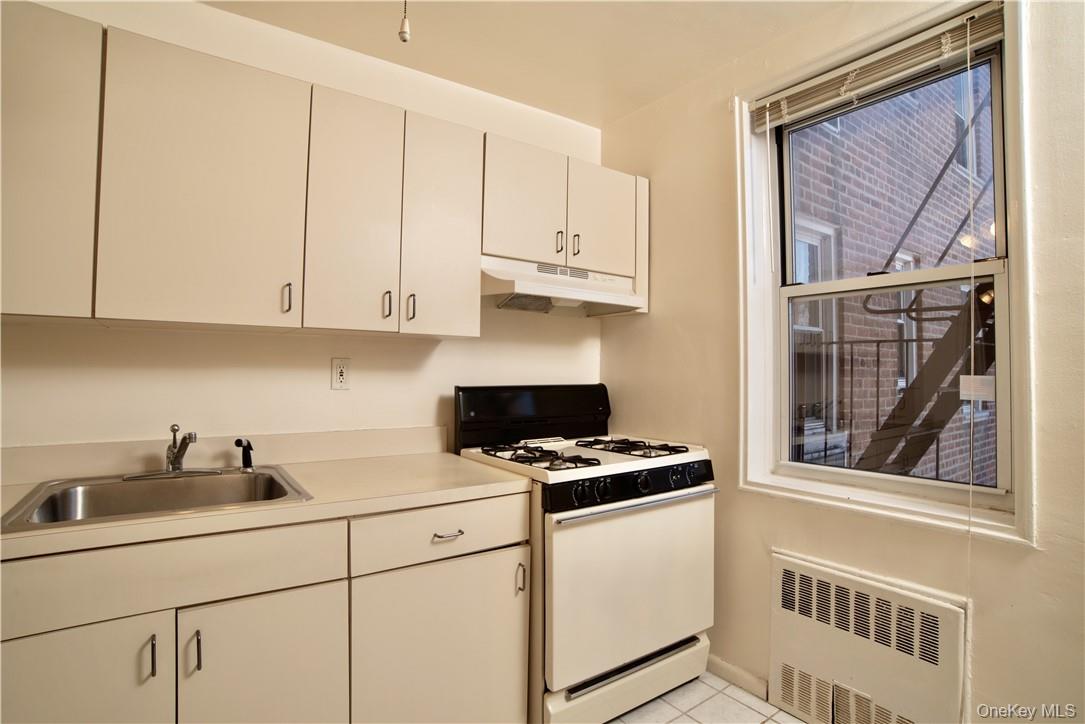 2 Sadore Lane # 6R, Yonkers, NY 10710