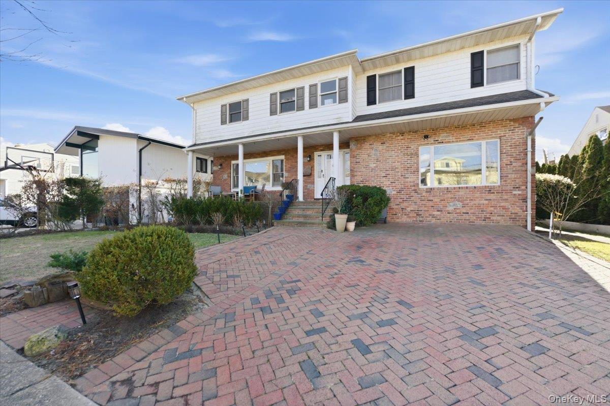 1495 Bay Boulevard, Atlantic Beach, NY 11509