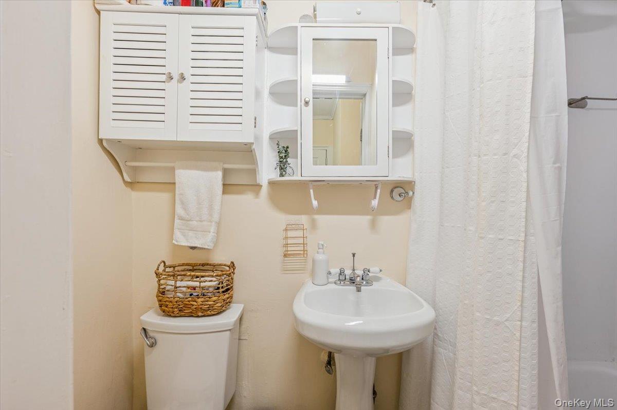 600 Pelham Road # A2D, New Rochelle, NY 10805