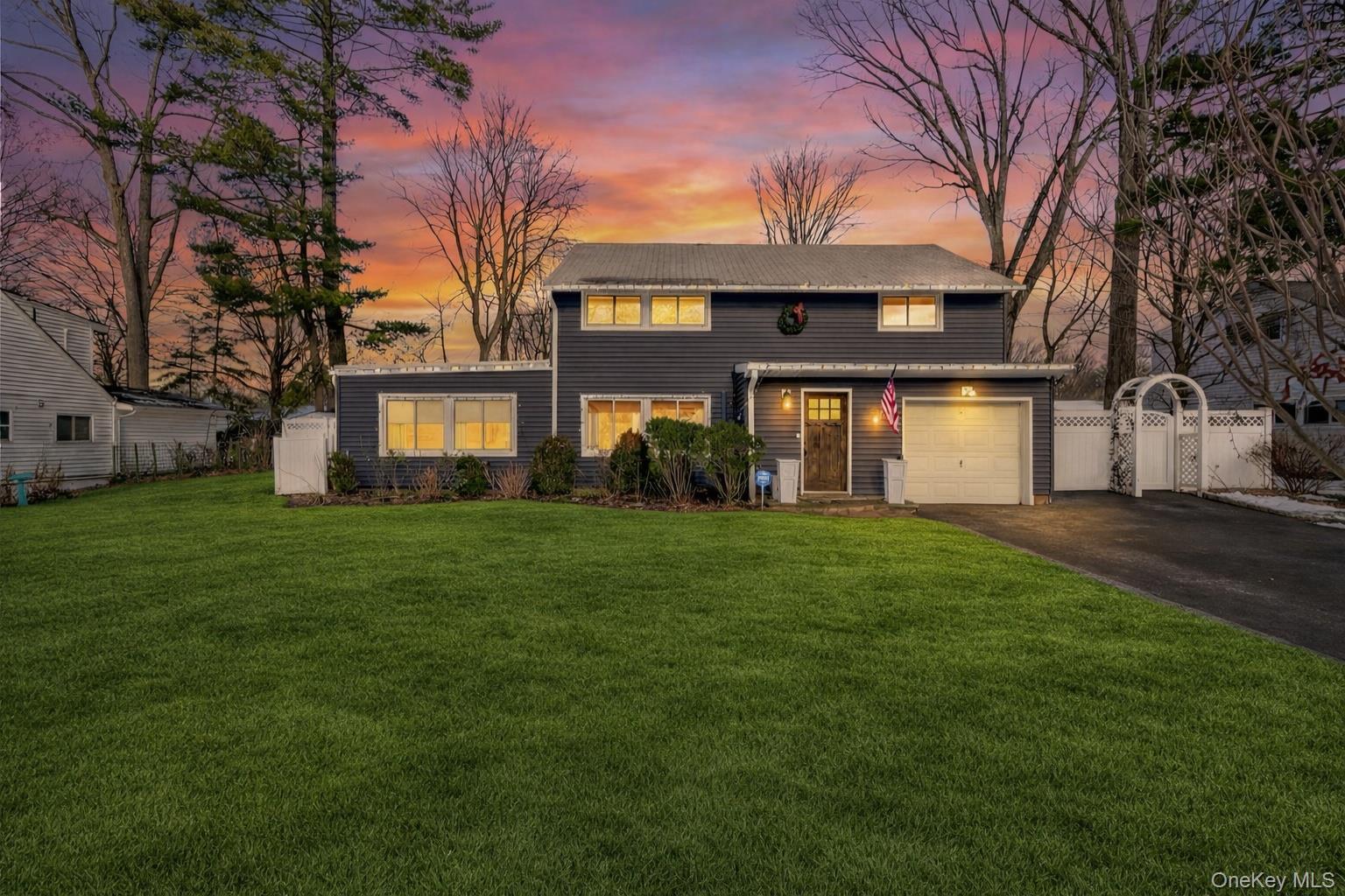 18 Lambert Lane, New Rochelle, NY 10804