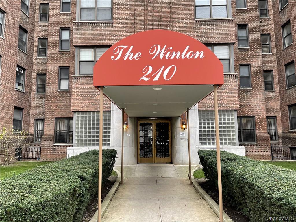 210 Martine Avenue # 5N, White Plains, NY 10601