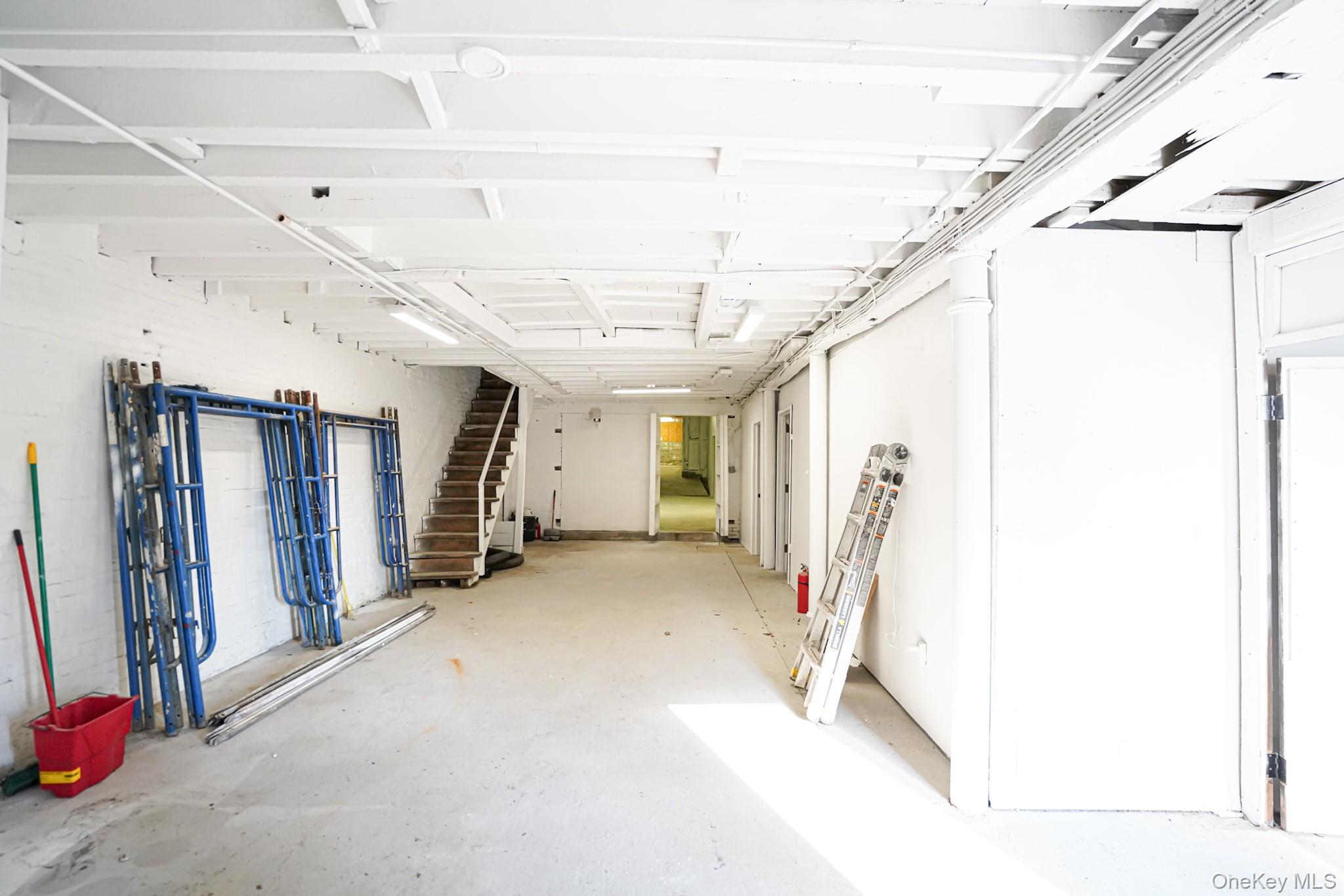 32 Chambers Street, Newburgh, NY 12550