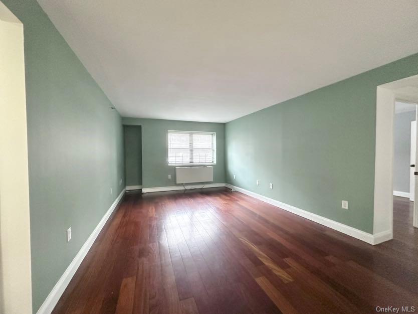 143-41 84th Drive # 2A, Briarwood, NY 11435