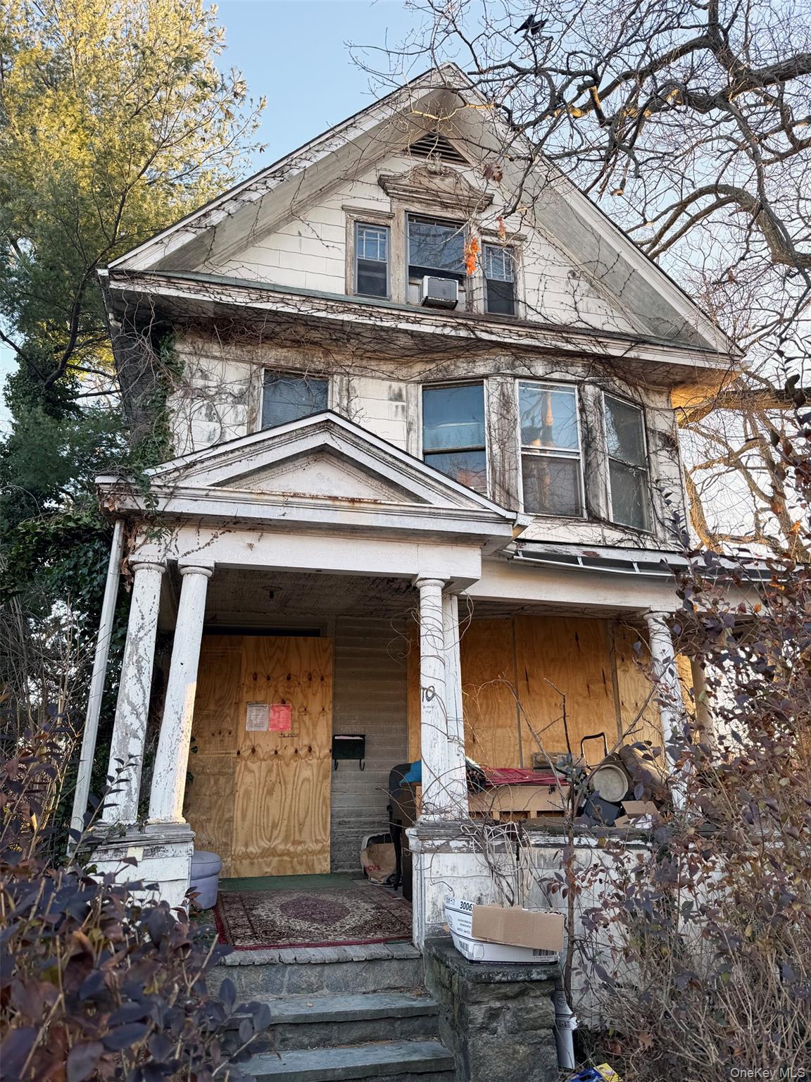 6 aka 10 Rossmore Avenue, Bronxville, NY 10708