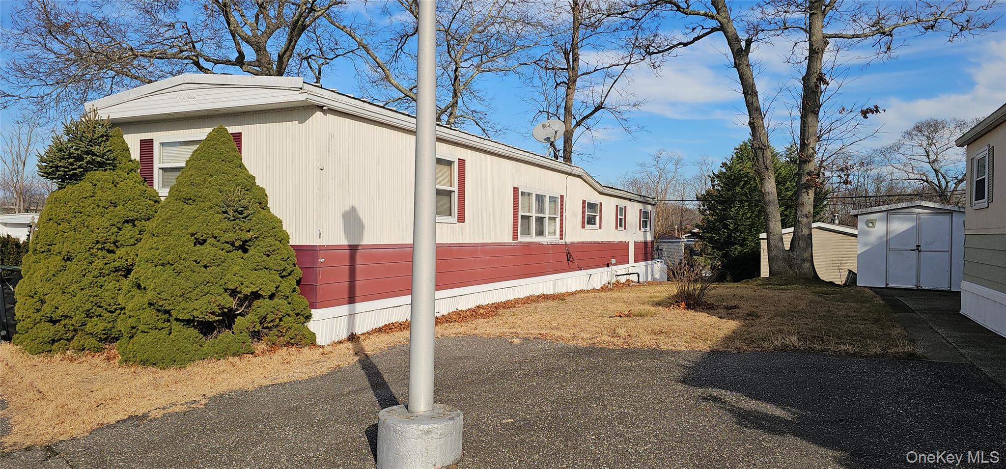 1964 River Road # 35, Calverton, NY 11933