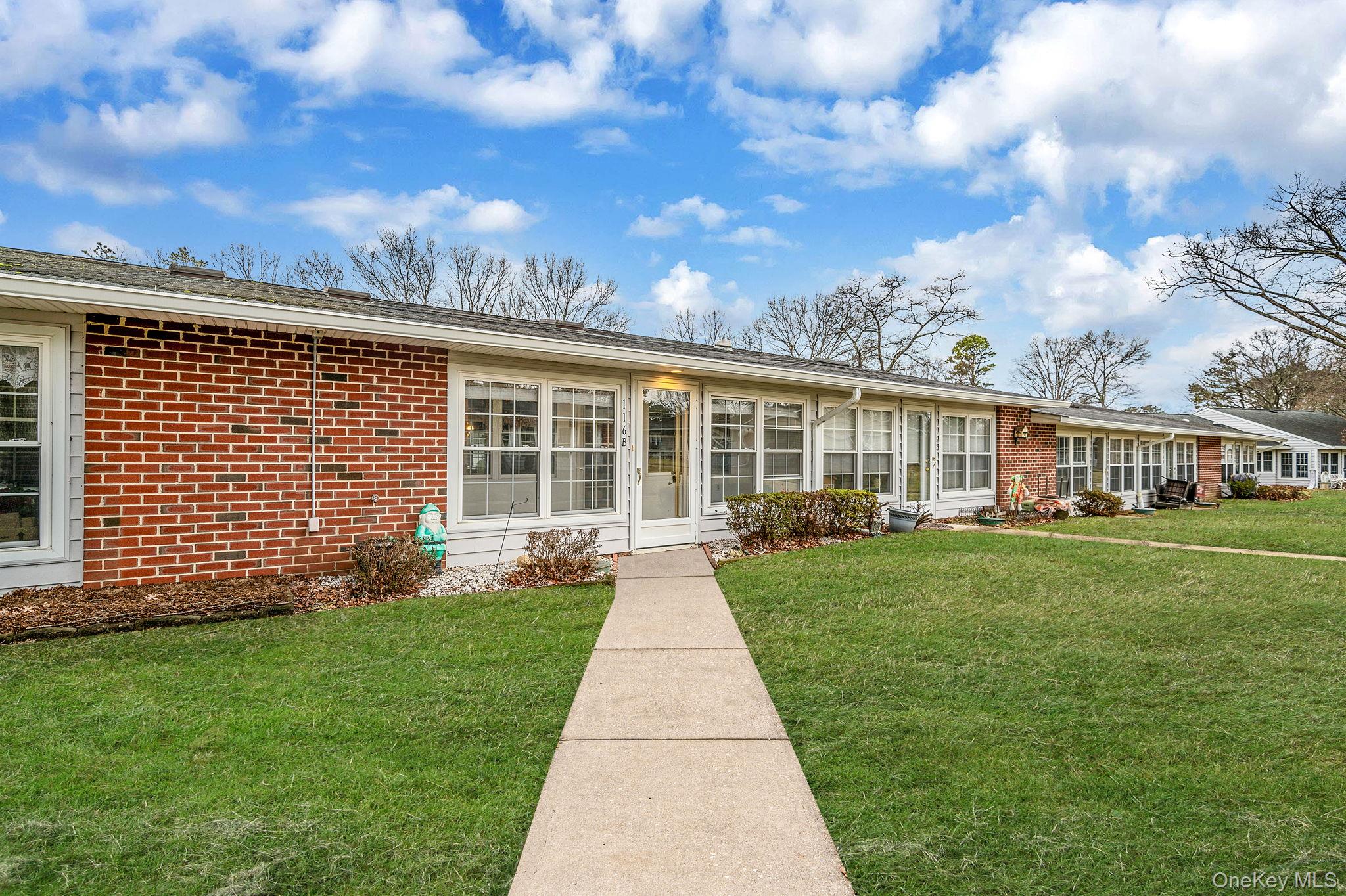 116 Exmore Court, Ridge, NY 11961