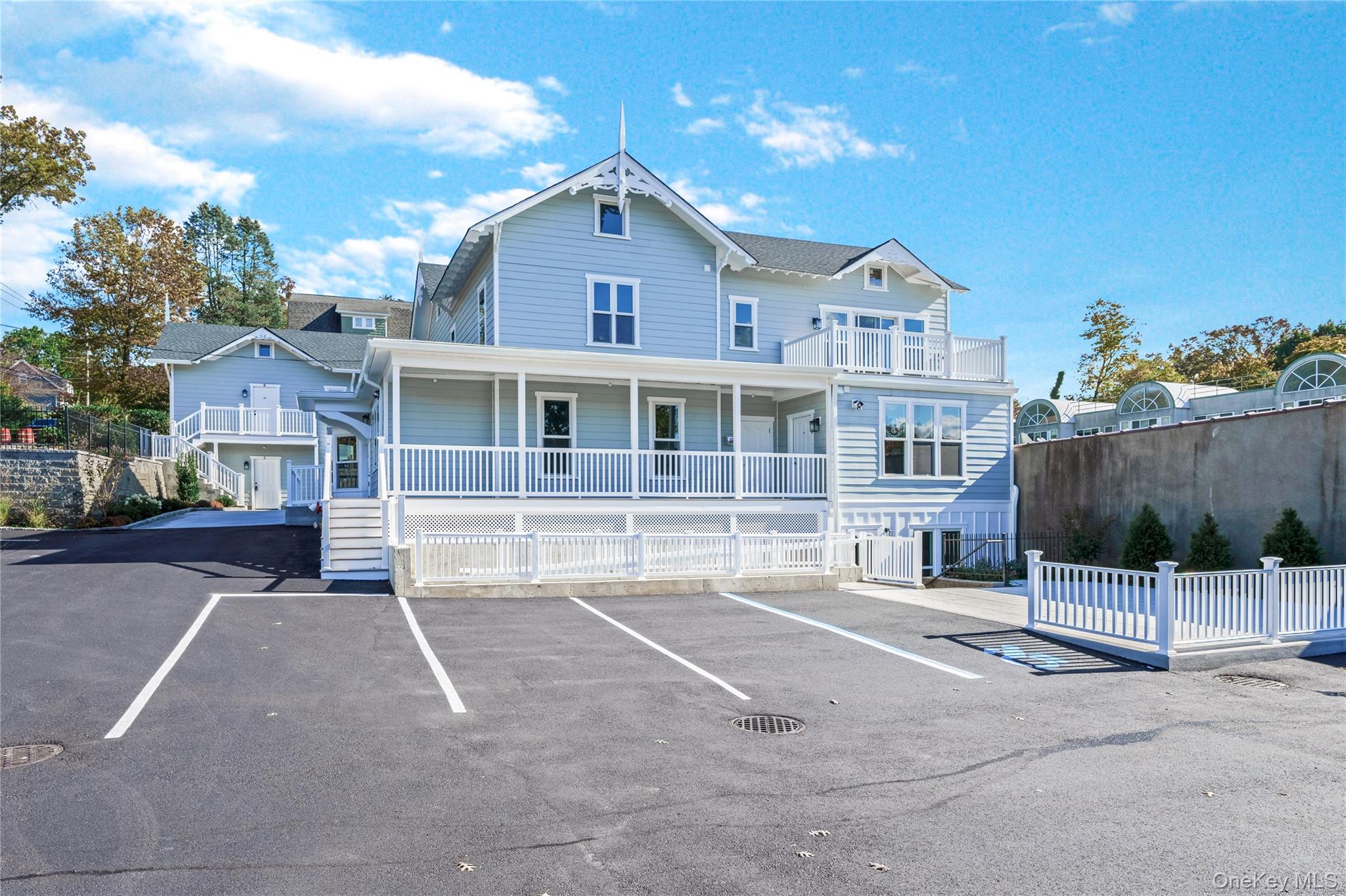 110 School Street # 8, Glen Cove, NY 11542