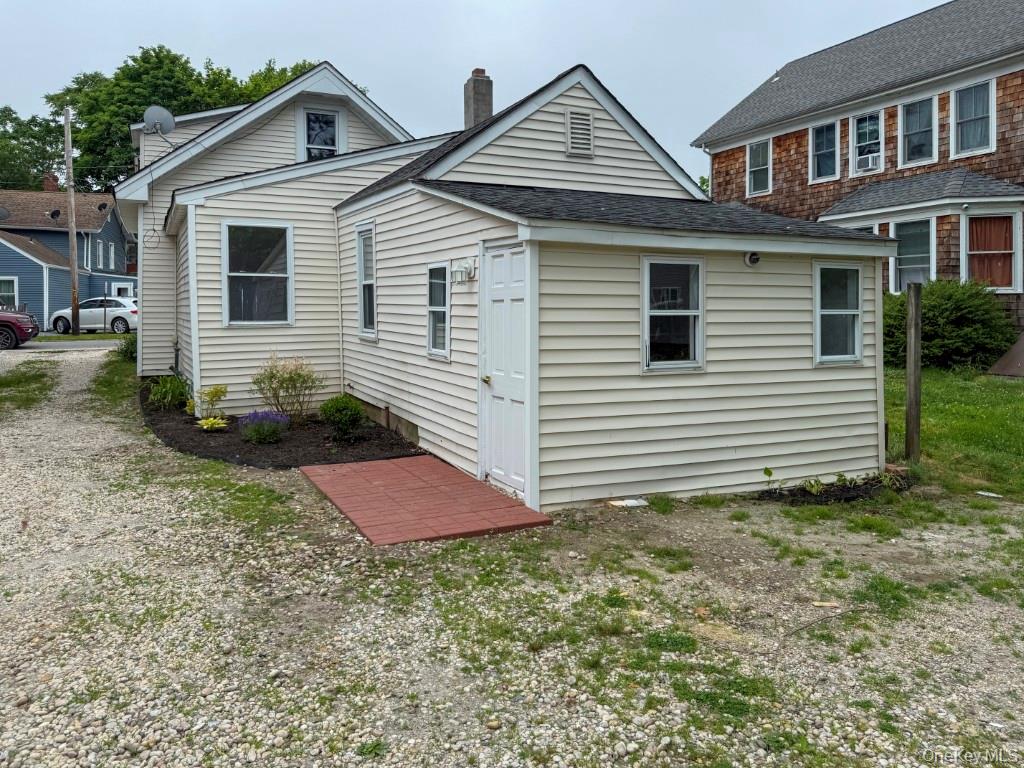 308 East Avenue, Riverhead, NY 11901