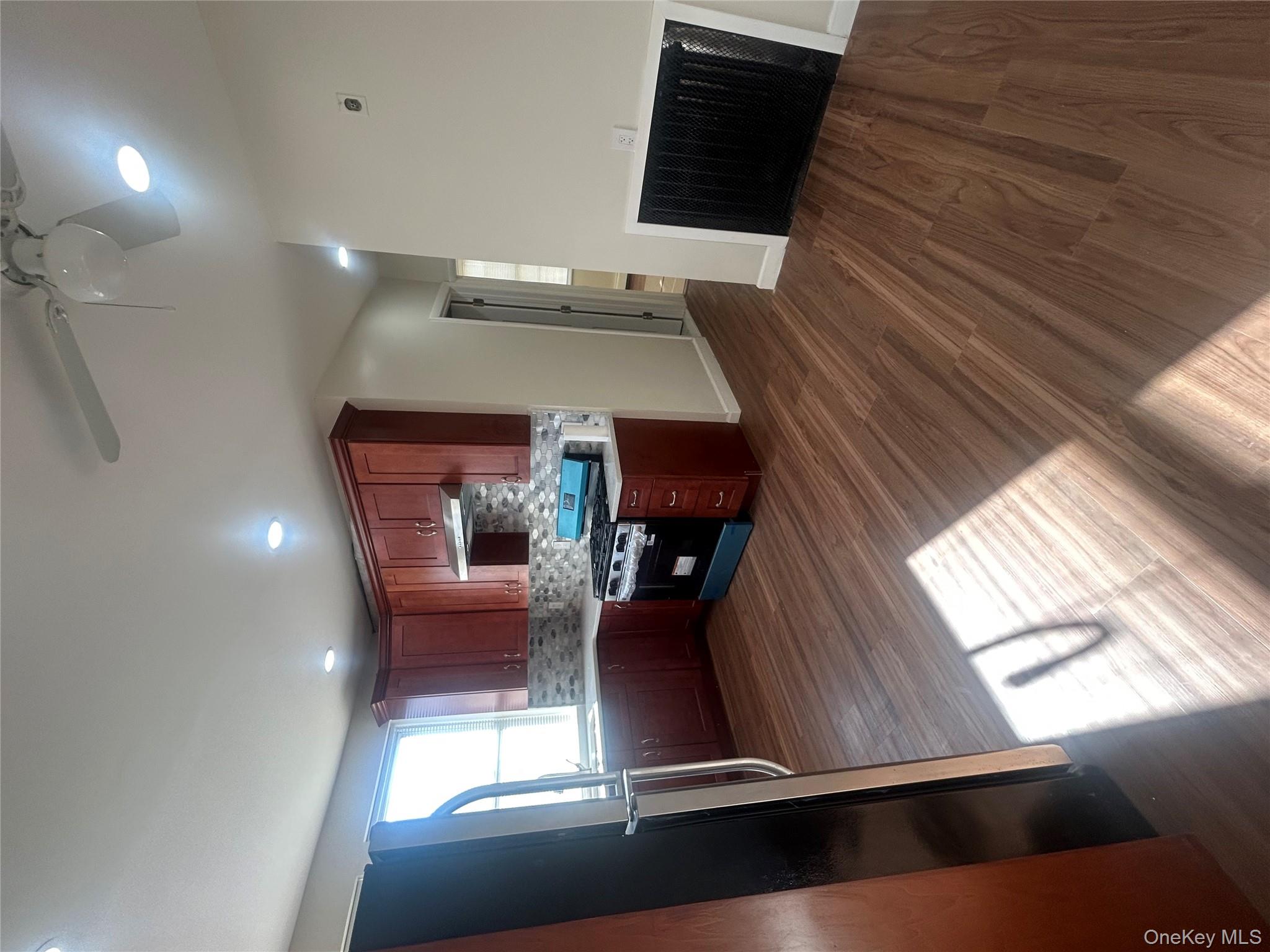 33 Horatio Street # 2 L, Yonkers, NY 10710