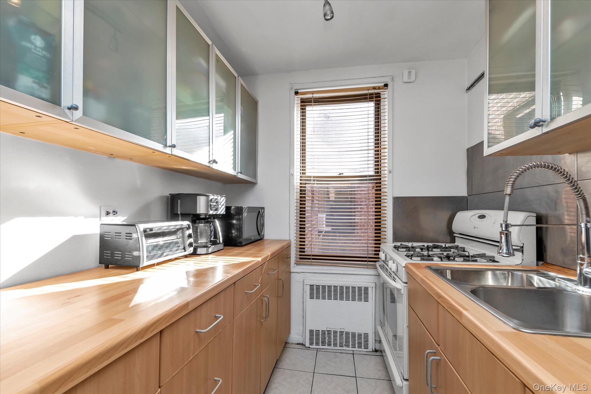 83-40 Austin Street # 7K, Kew Gardens, NY 11415