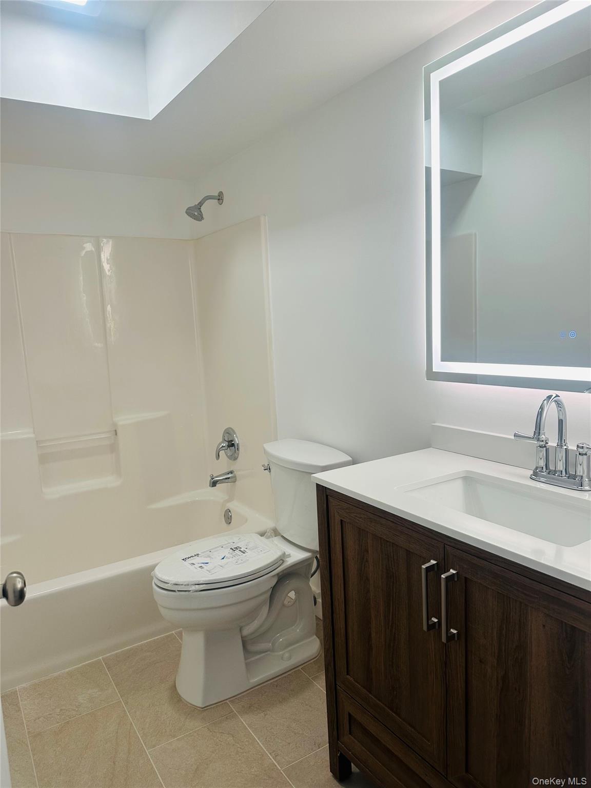 854 E Crooked Hill Road, Pearl River, NY 10965