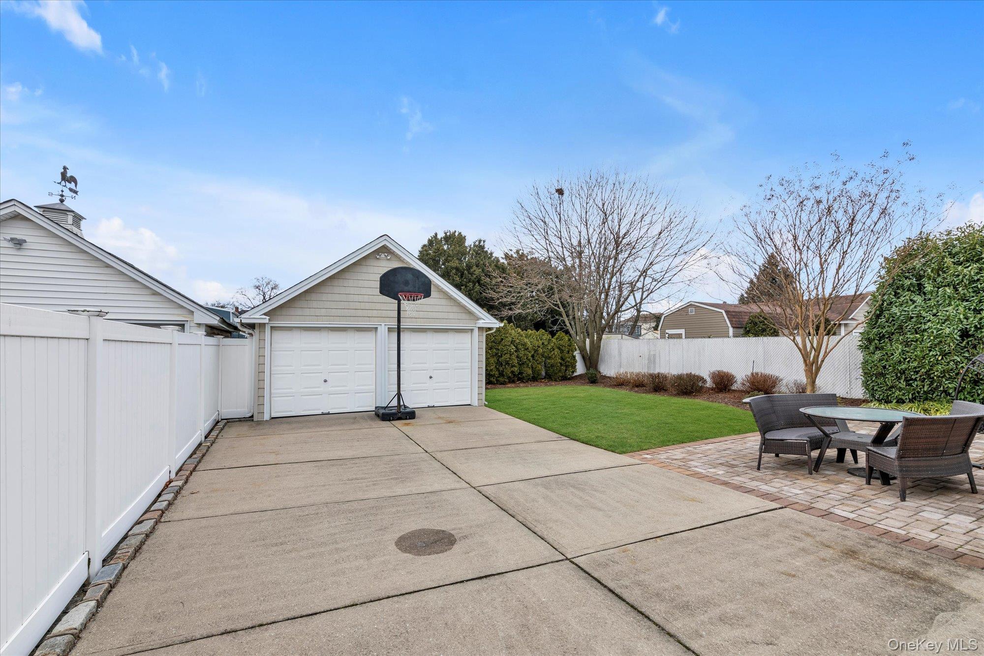 41 Marion Street, Lynbrook, NY 11563