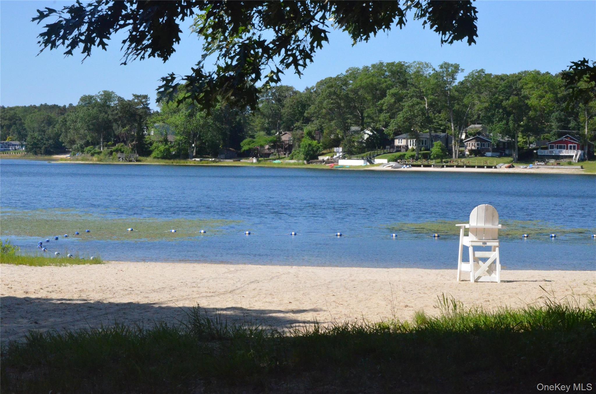 4 Wyandanch Trail, Ridge, NY 11961