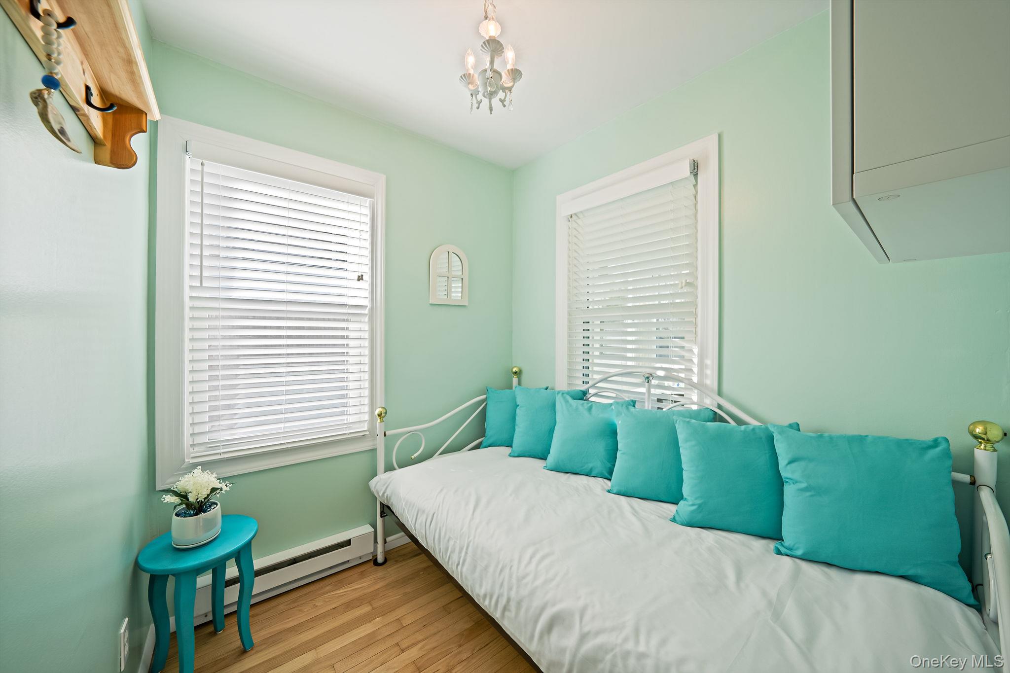 4 Wyandanch Trail, Ridge, NY 11961