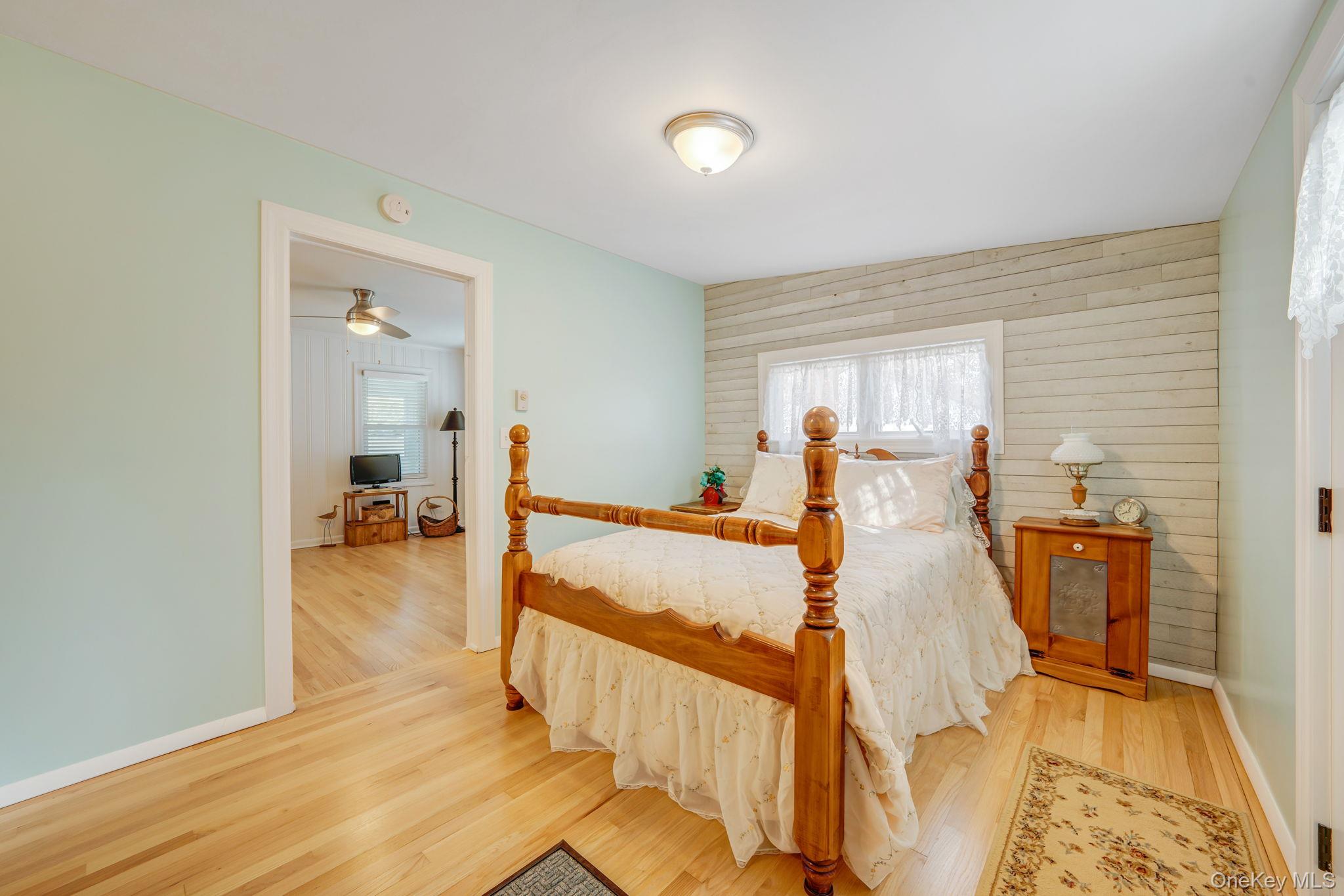 4 Wyandanch Trail, Ridge, NY 11961