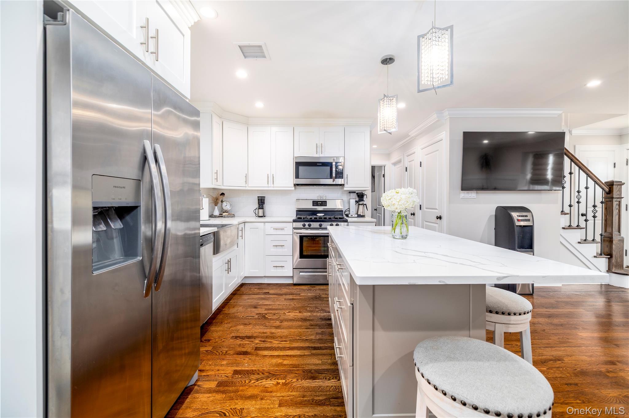 2778 King Street, Oceanside, NY 11572