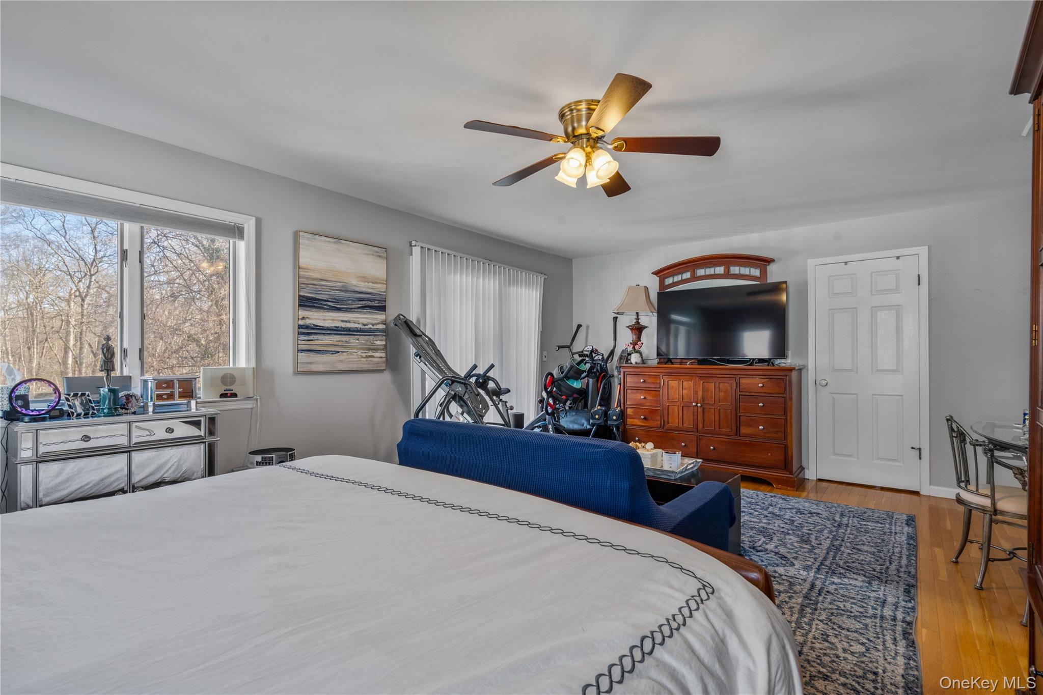 65 Birchbrook Drive, Smithtown, NY 11787