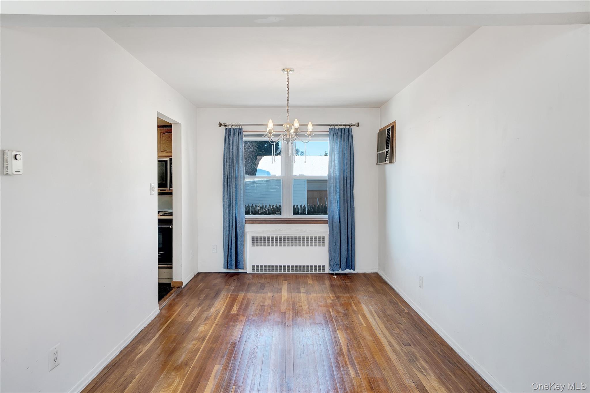 212 Newbridge Road, Hicksville, NY 11801