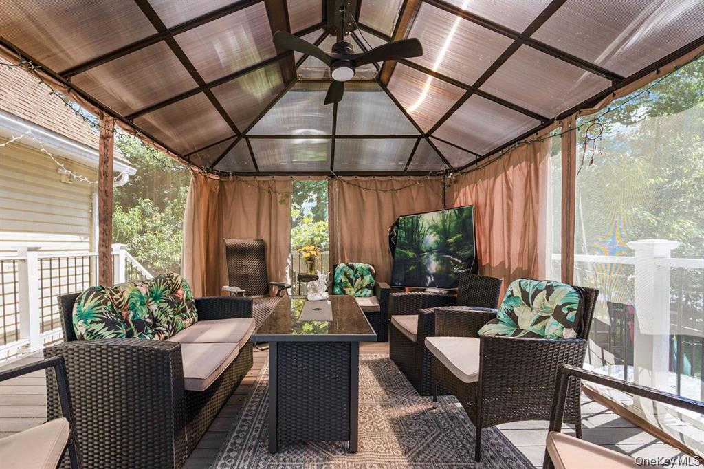 7 Junior Drive, Ronkonkoma, NY 11779