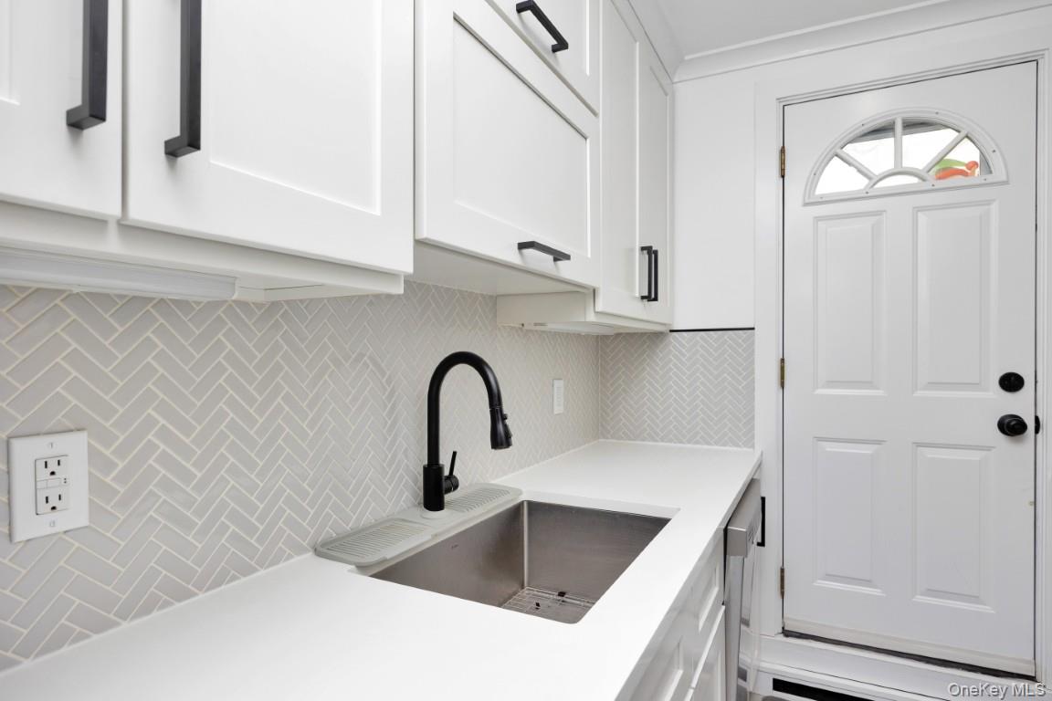 570 Broadway # 16A, Lynbrook, NY 11563