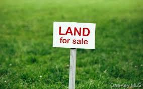 16 Thompson Road, Shelter Island, NY 11964