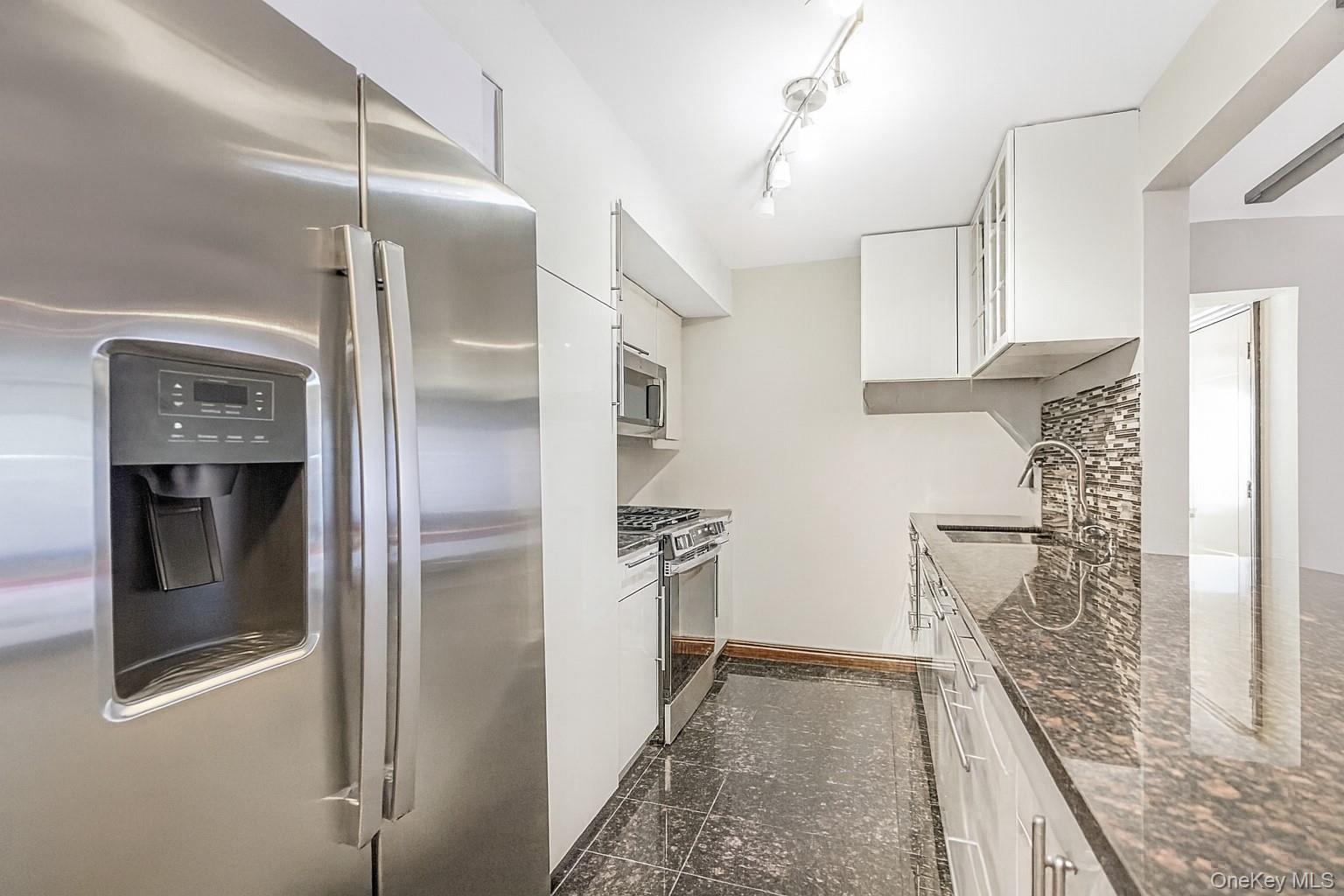 40 Wellington Ct 2a, Staten Island, NY 10314, Staten Island, NY 10314