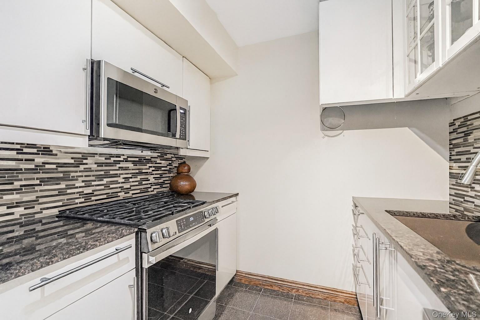 40 Wellington Ct 2a, Staten Island, NY 10314, Staten Island, NY 10314