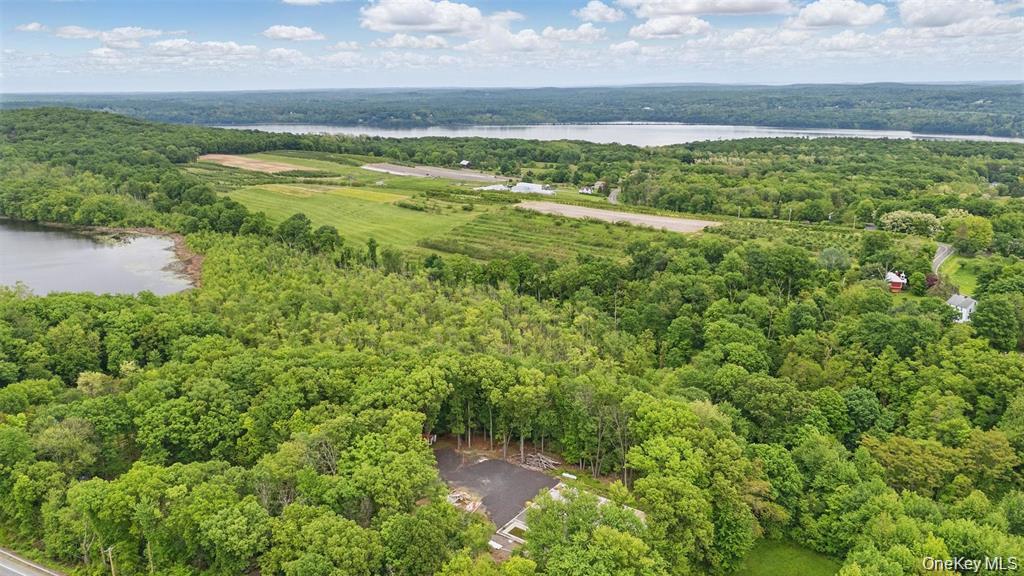 715 Broadway, Esopus, NY 12429