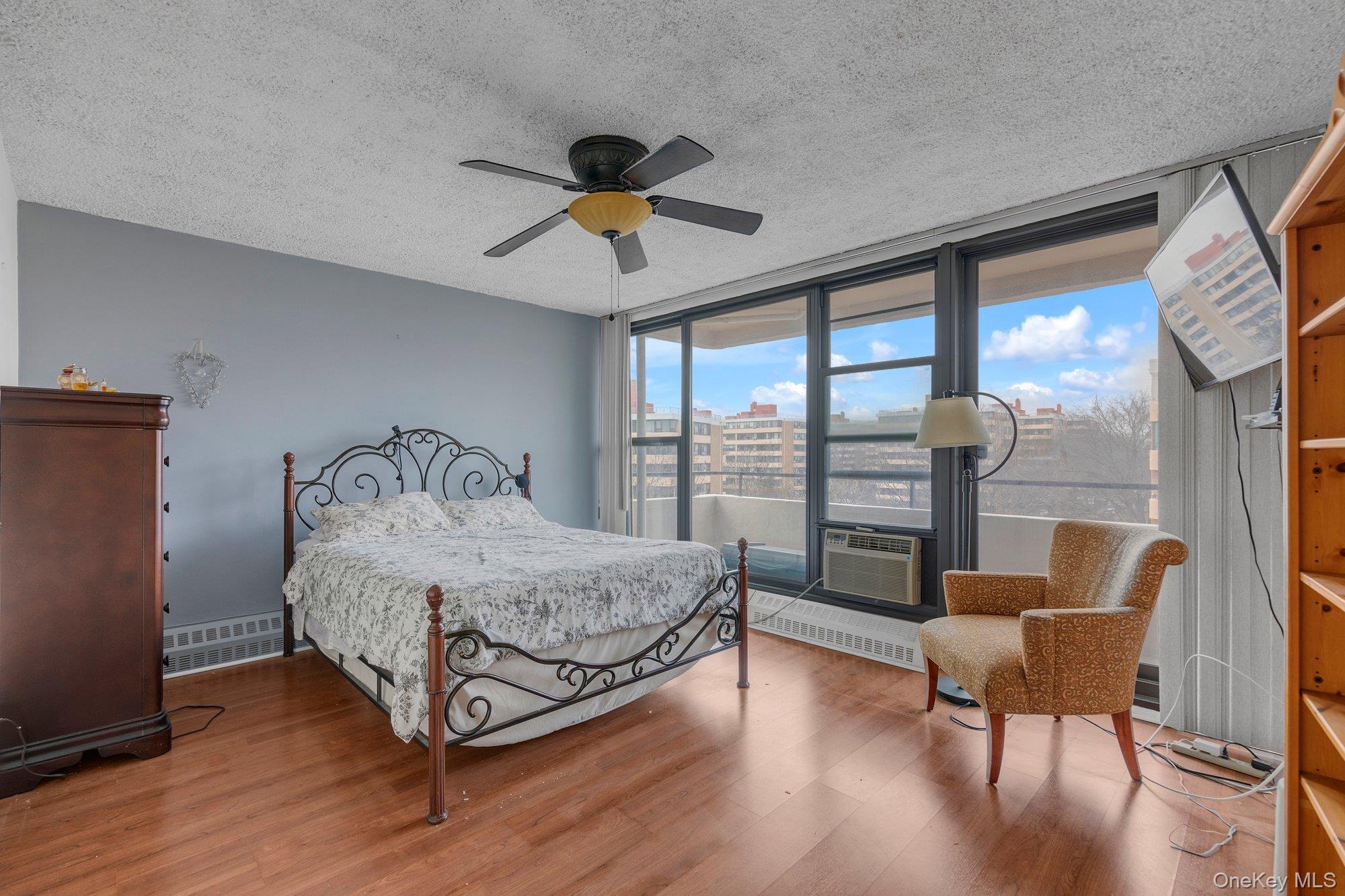 166-31 9th Ave # 8A, Beechhurst, NY 11357