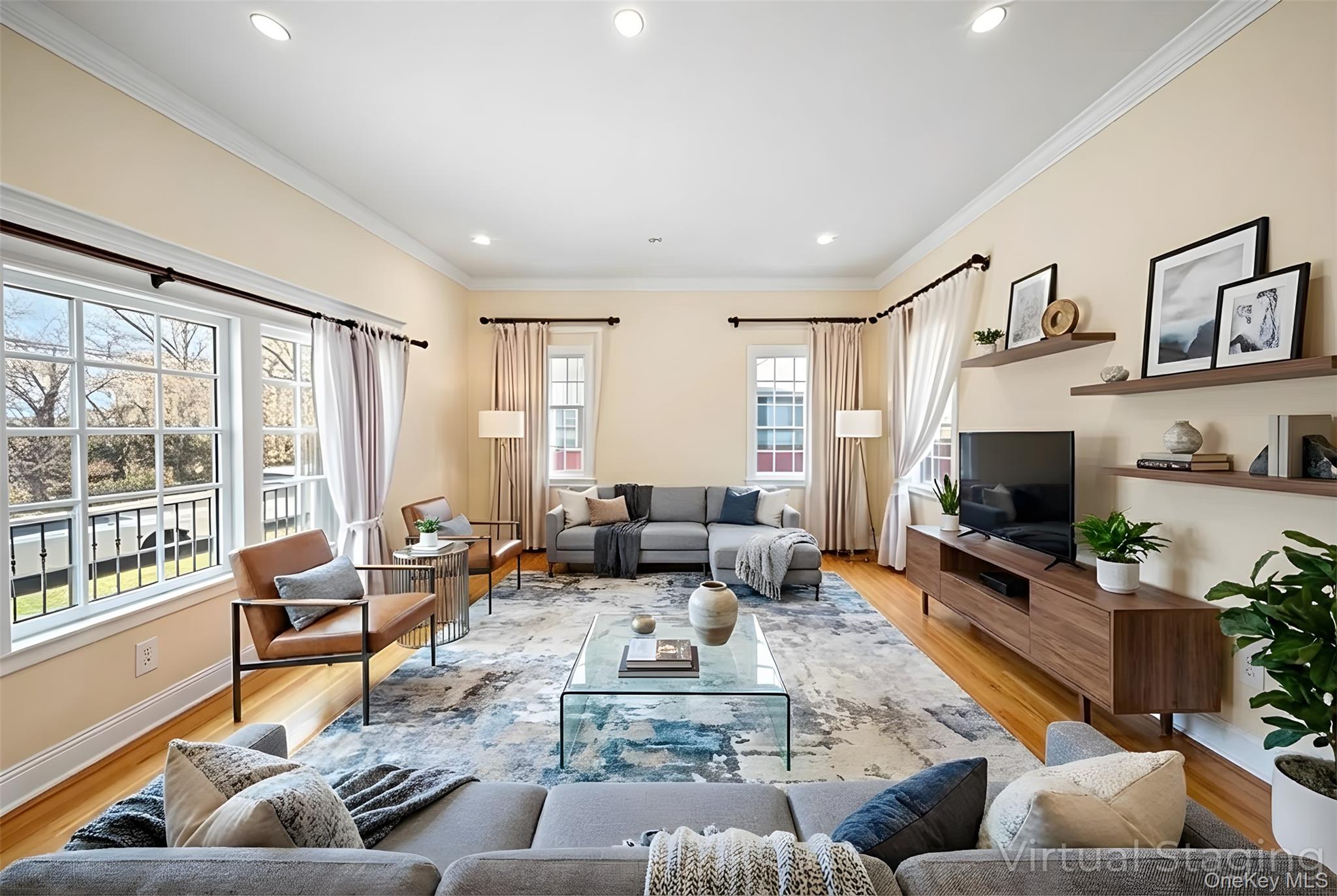 66-19 Commonwealth Boulevard, Little Neck, NY 11362