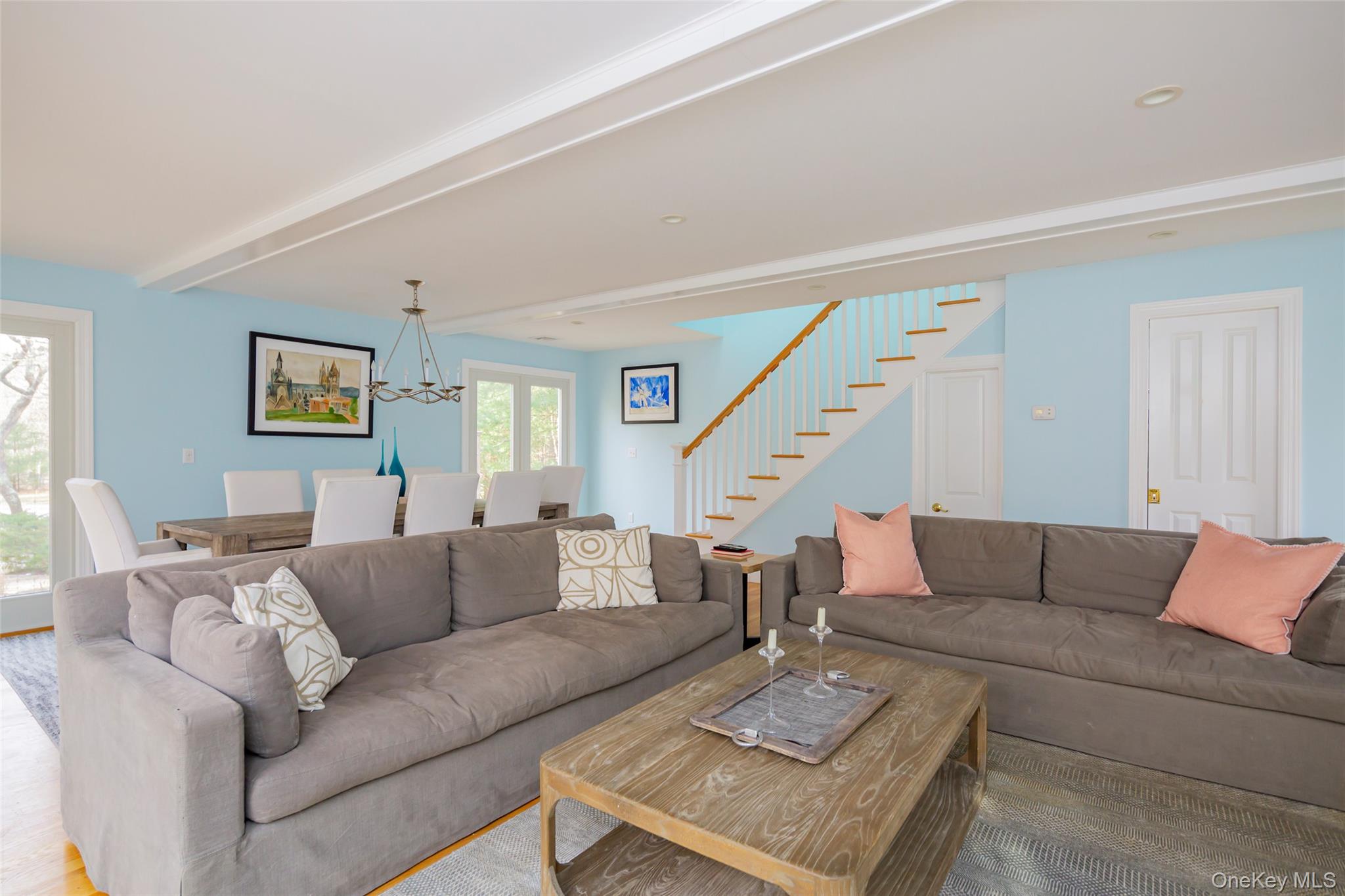 10 Deer Path, East Hampton, NY 11937