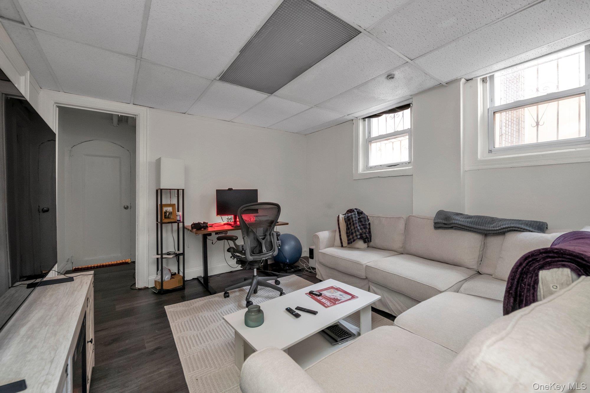 2445 Yates Avenue, Bronx, NY 10469