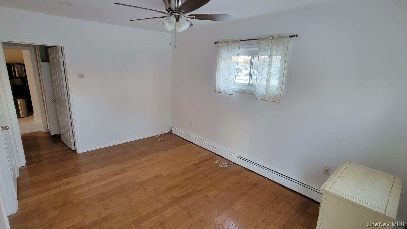 83 Kraemer Street # 1, Hicksville, NY 11801