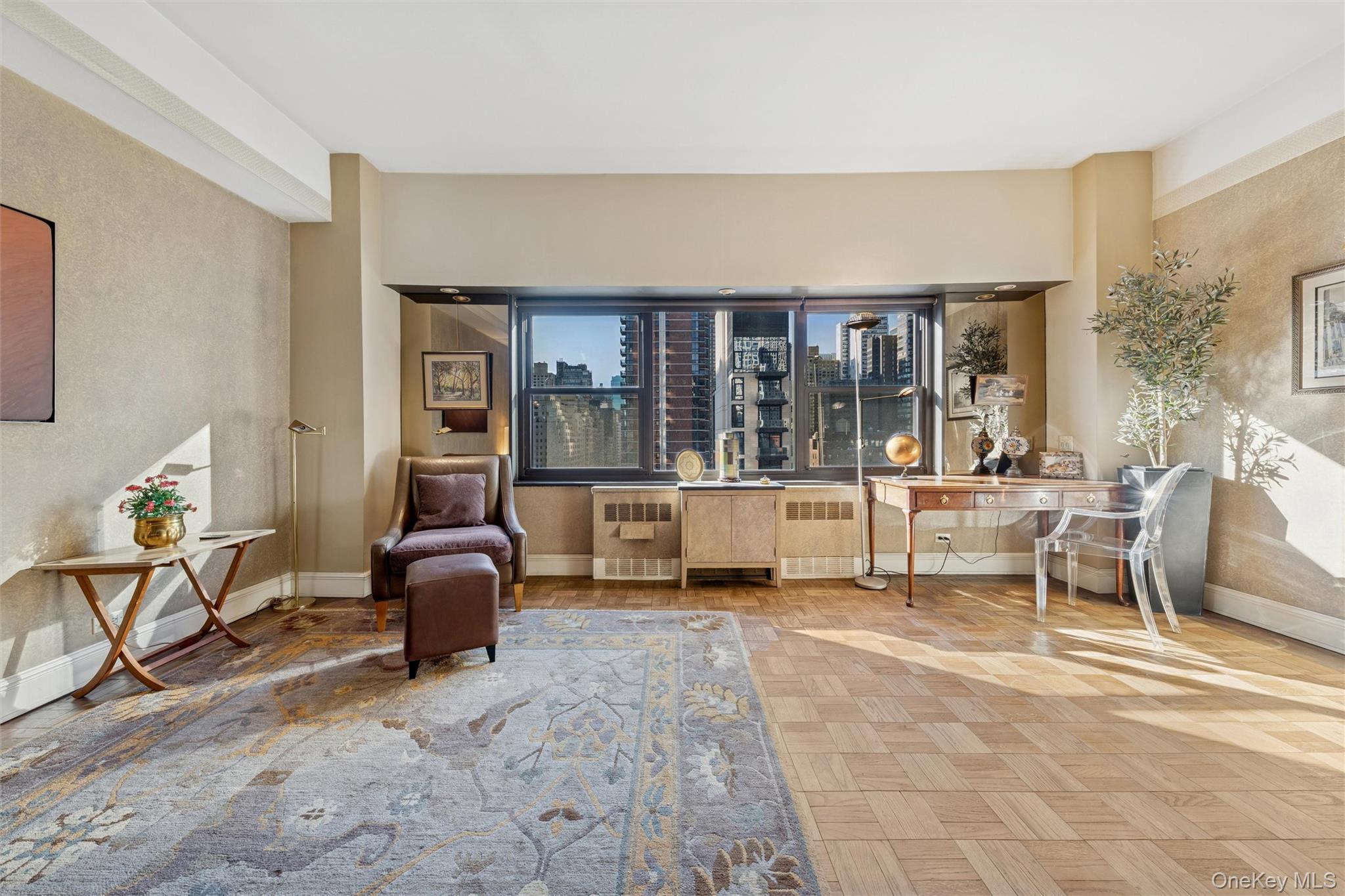 251 E 51st Street # 15G, New York (Manhattan), NY 10022