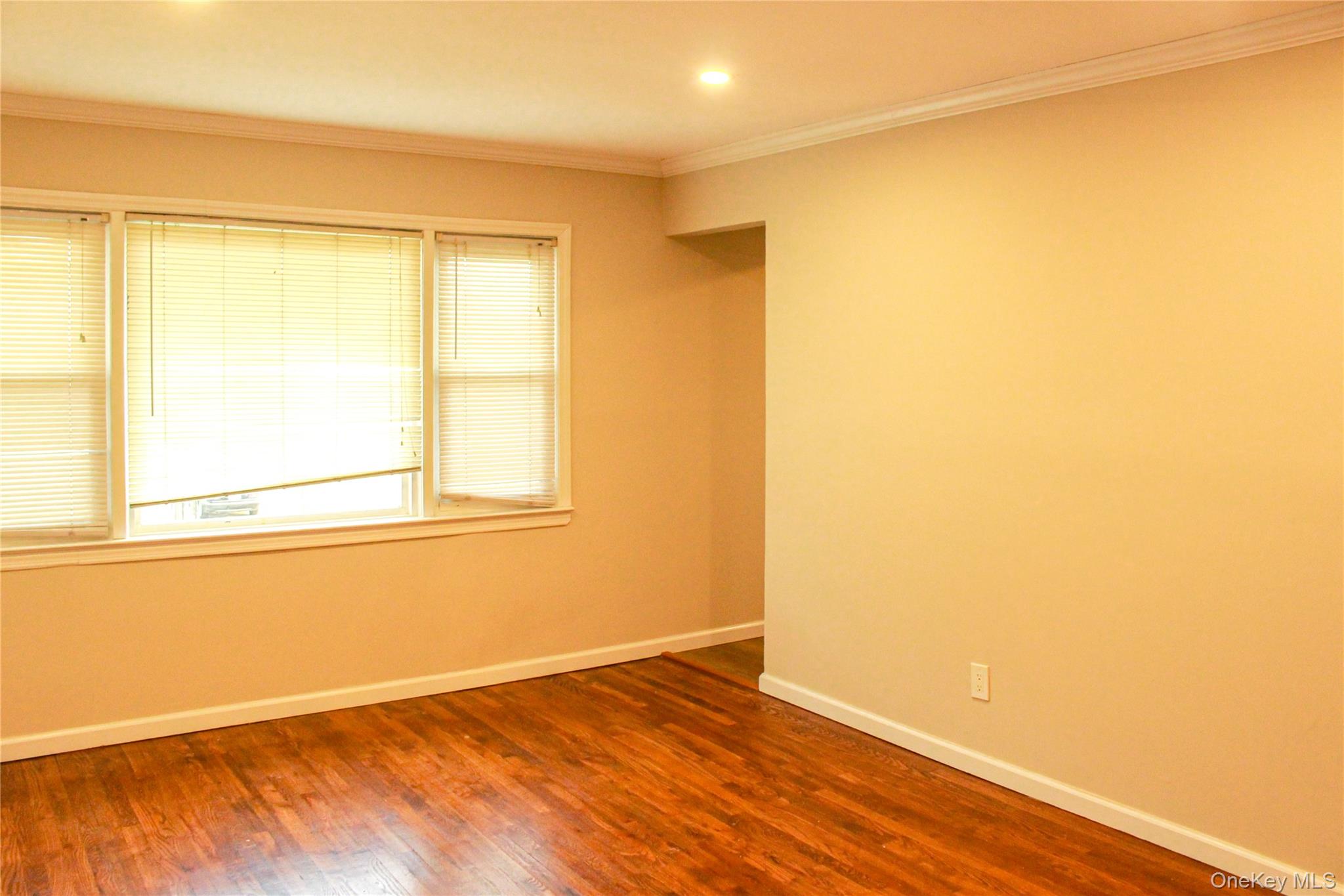 121 Nassau Boulevard, West Hempstead, NY 11552