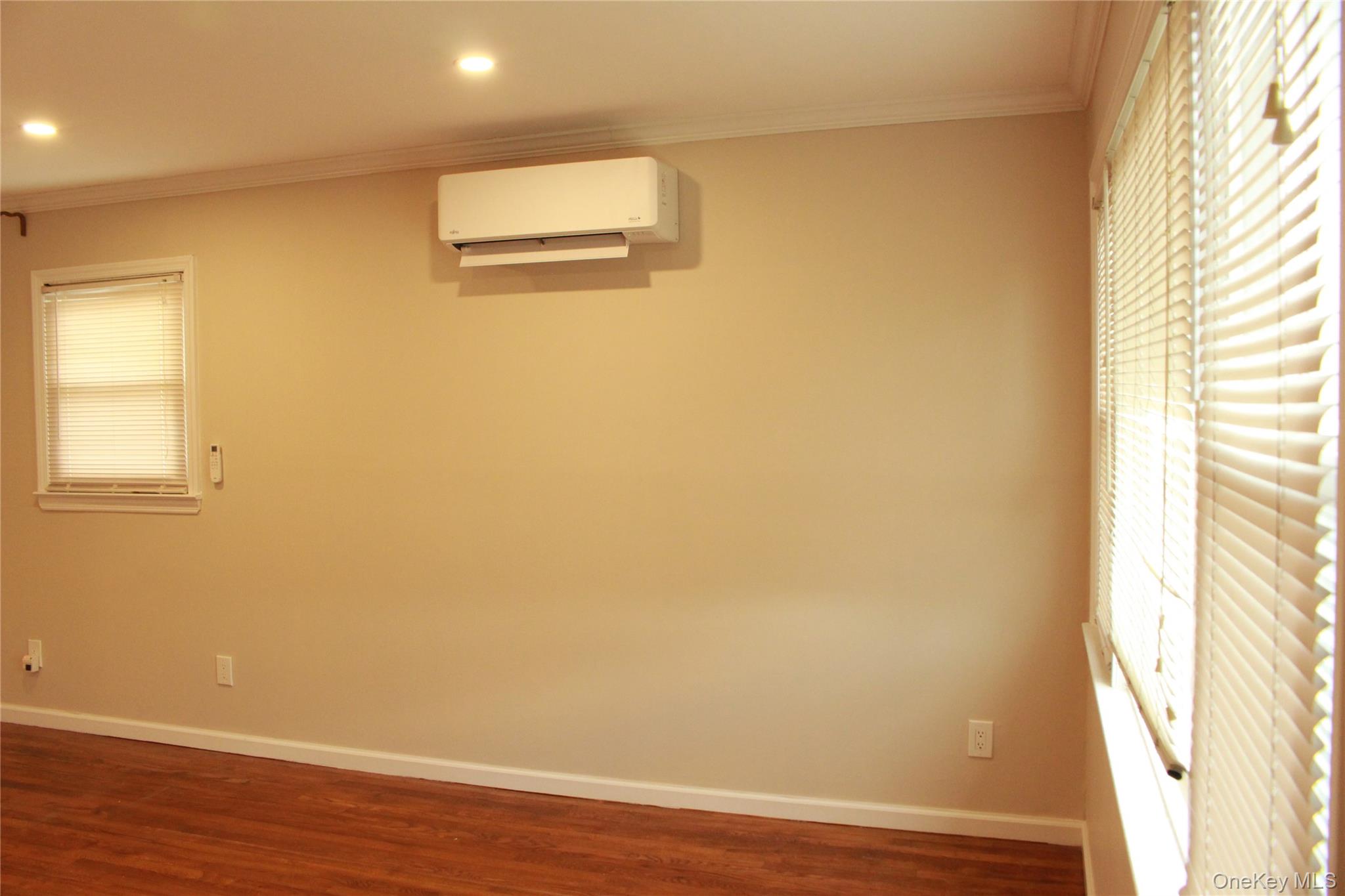 121 Nassau Boulevard, West Hempstead, NY 11552