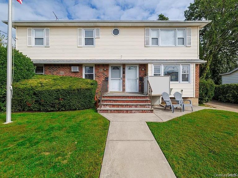 291 Evans Avenue # 2nd Floor, Elmont, NY 11003