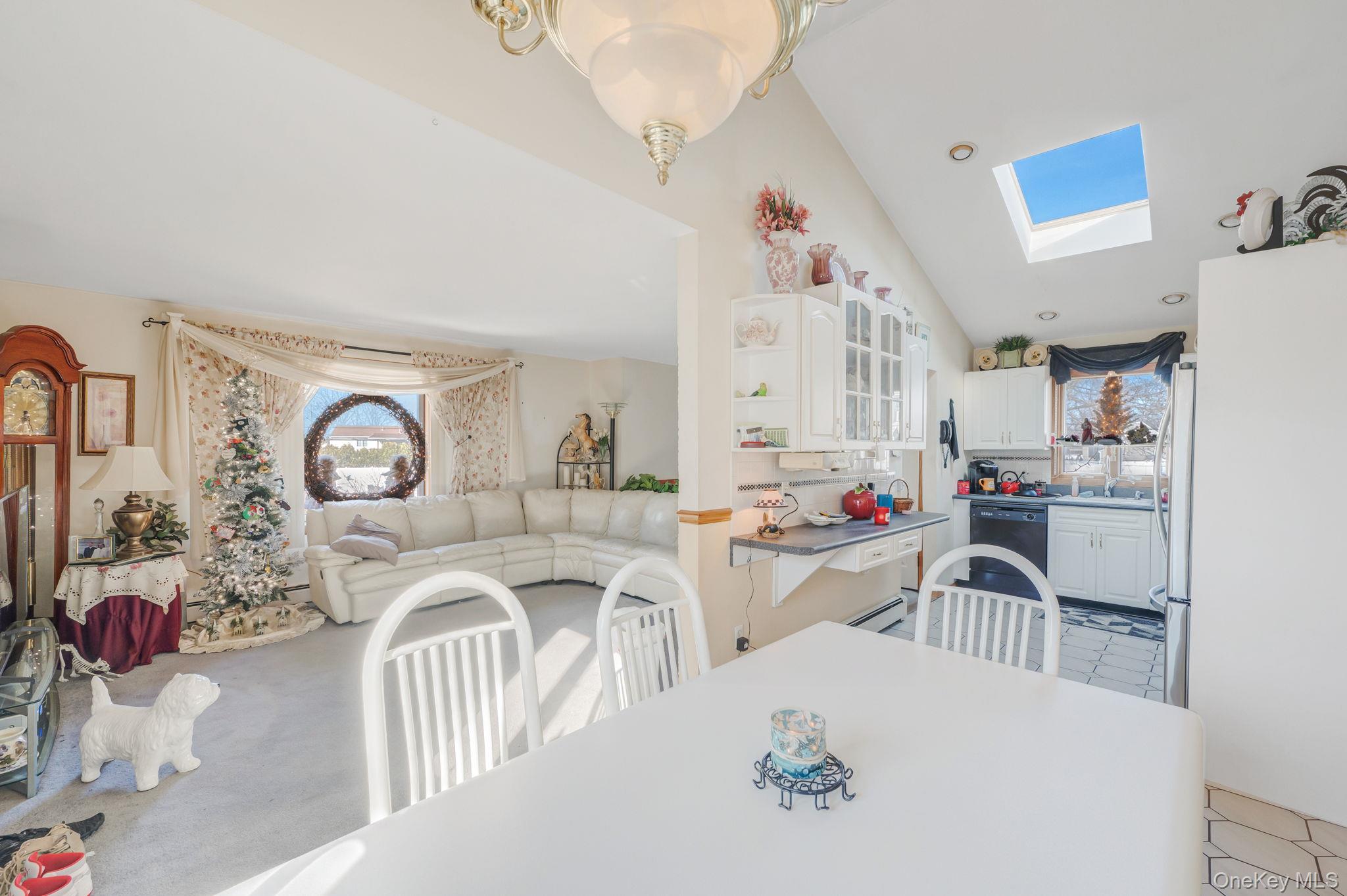 266 Kellum Street, West Babylon, NY 11704