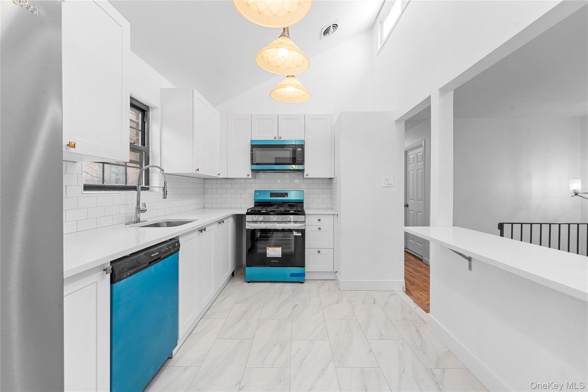 8430 98th Street, Woodhaven, NY 11421