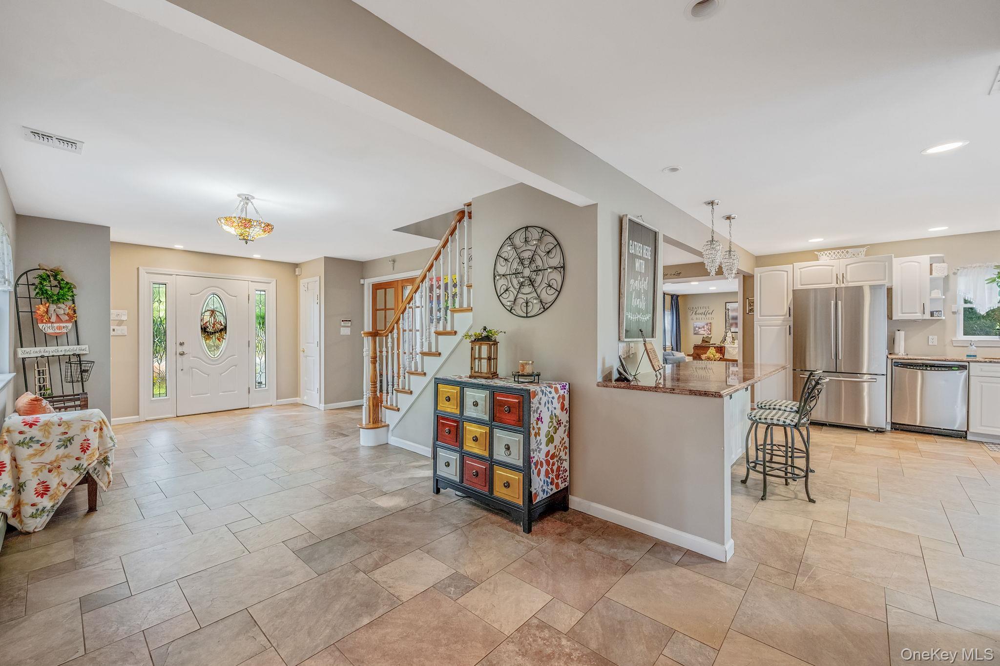 106 Springdale Drive, Ronkonkoma, NY 11779