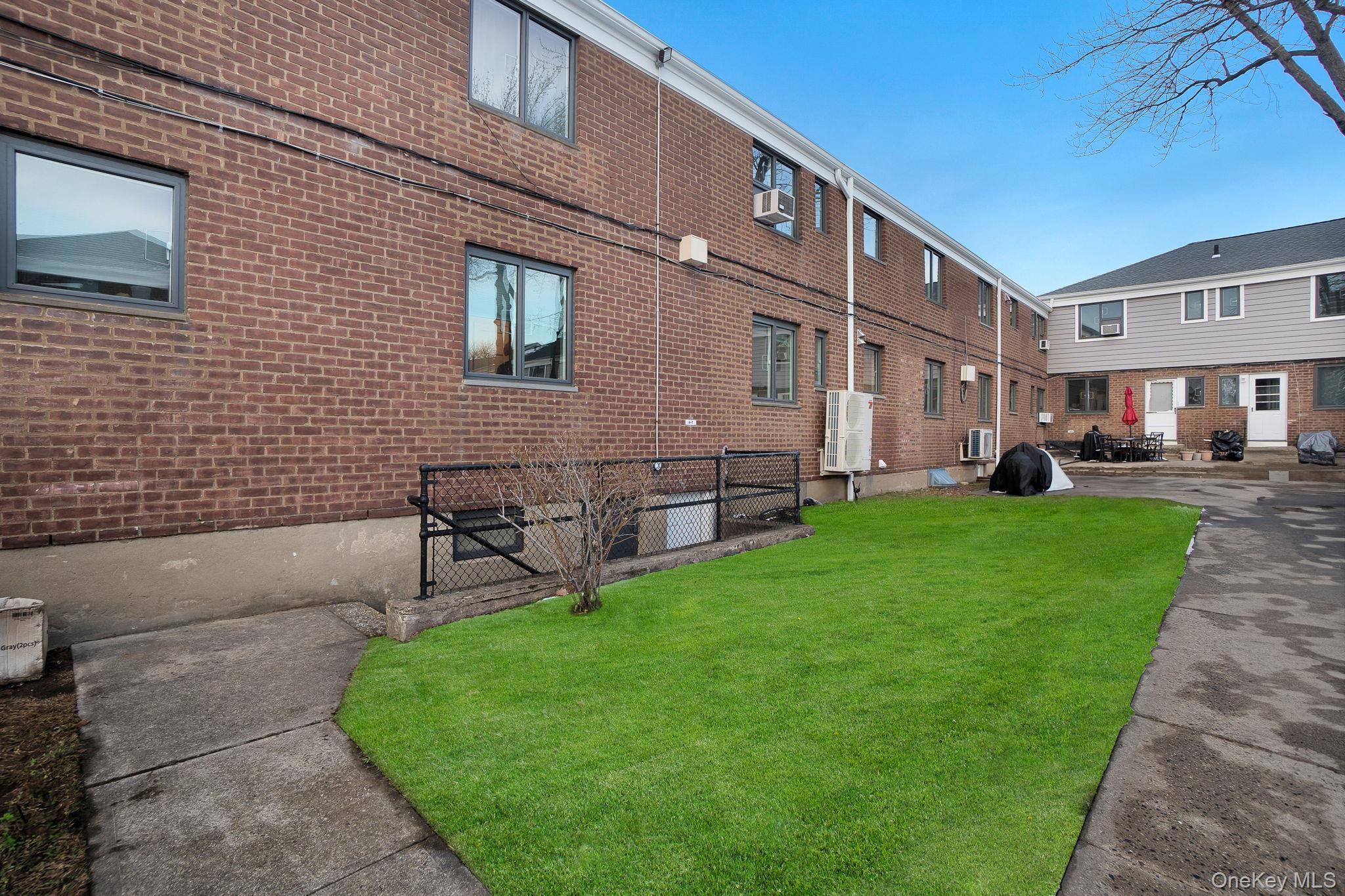 219-06 67 Avenue # 1, Bayside, NY 11364