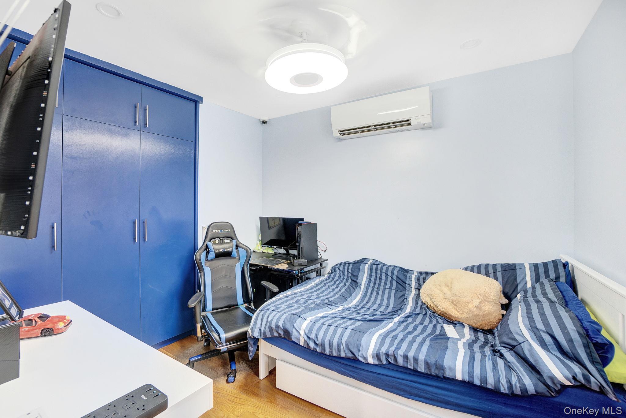 219-06 67 Avenue # 1, Bayside, NY 11364