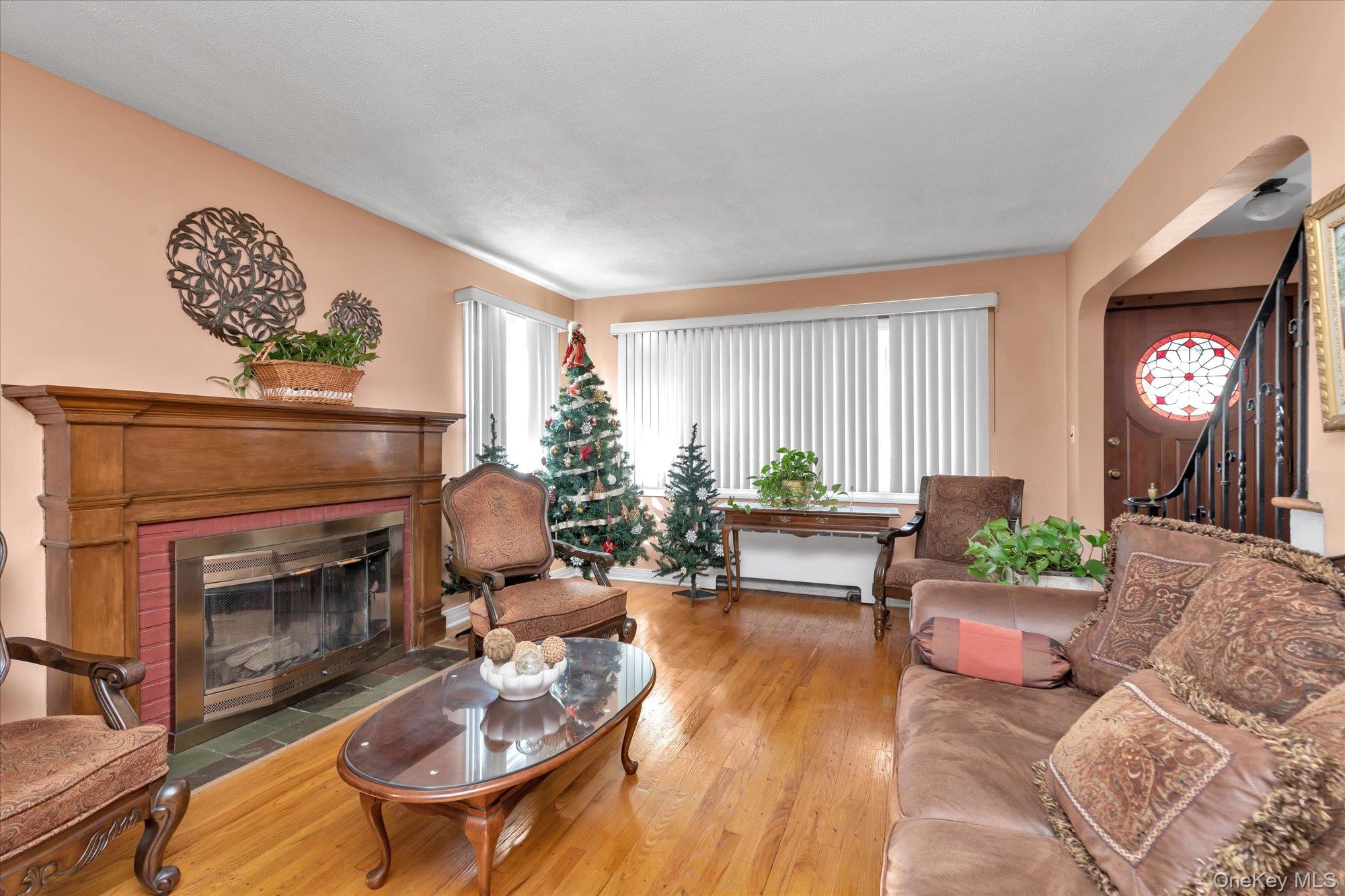 89 Foster Avenue, Valley Stream, NY 11580