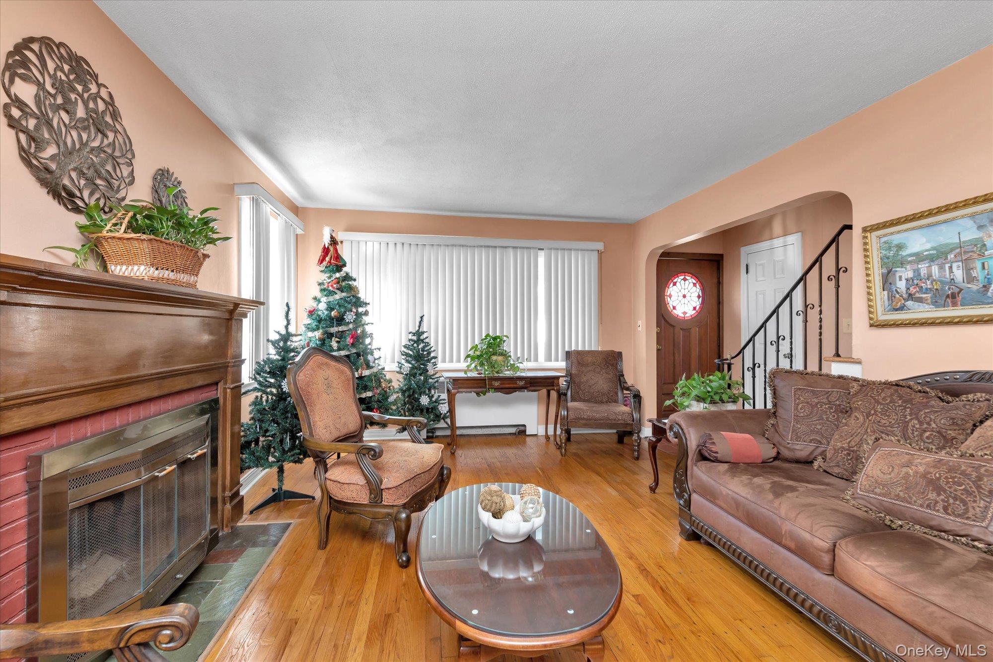 89 Foster Avenue, Valley Stream, NY 11580