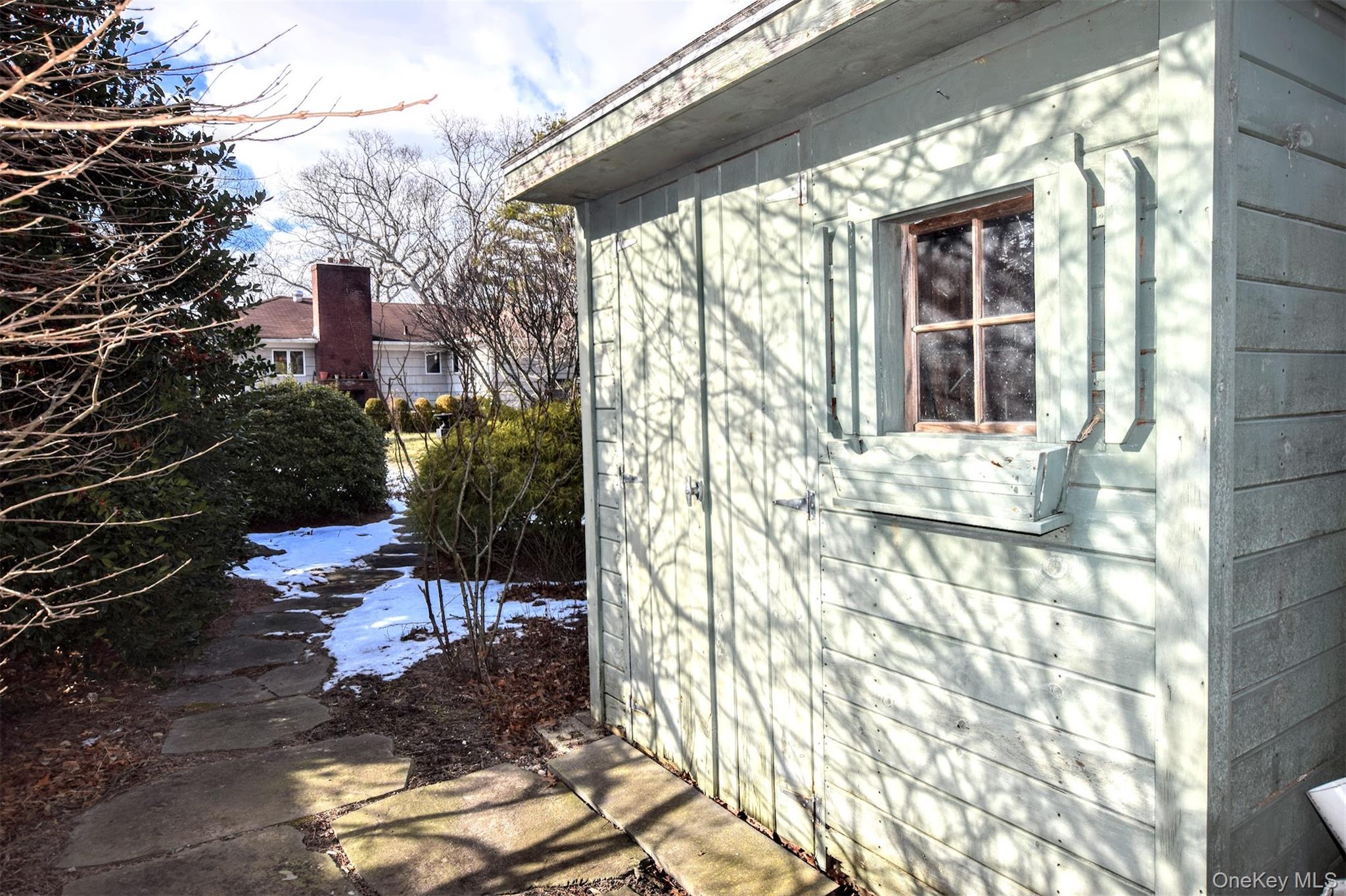 41 Country Club Road, Bellport Village, NY 11713